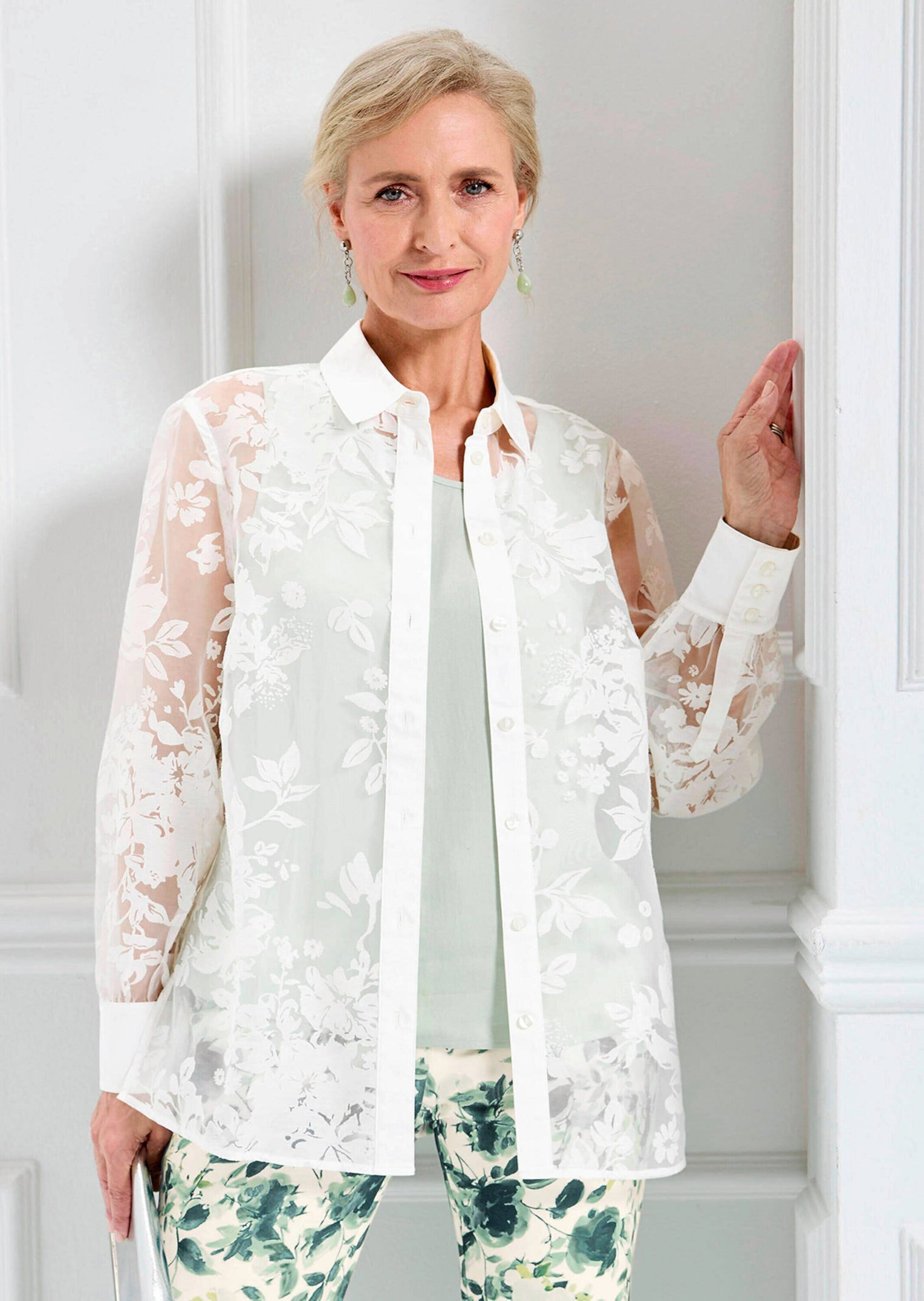 GOLDNER Hemdbluse »Hemdbluse mit floralem Muster« florale Ausbrennerware