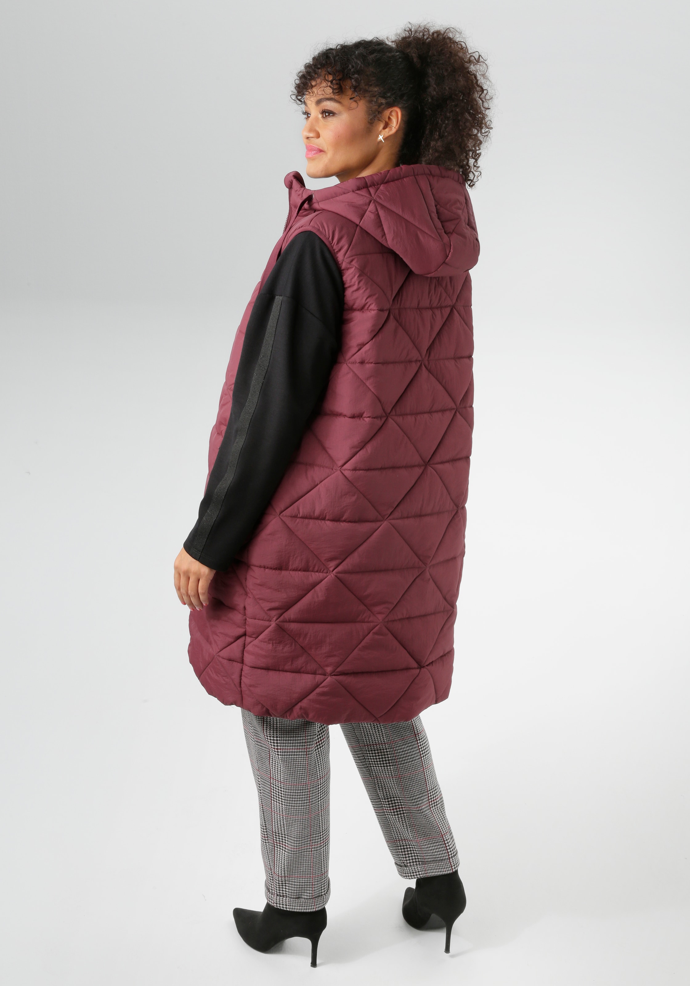 Aniston PLUS Steppweste, trendige wattierte Steppweste - NEUE KOLLEKTION