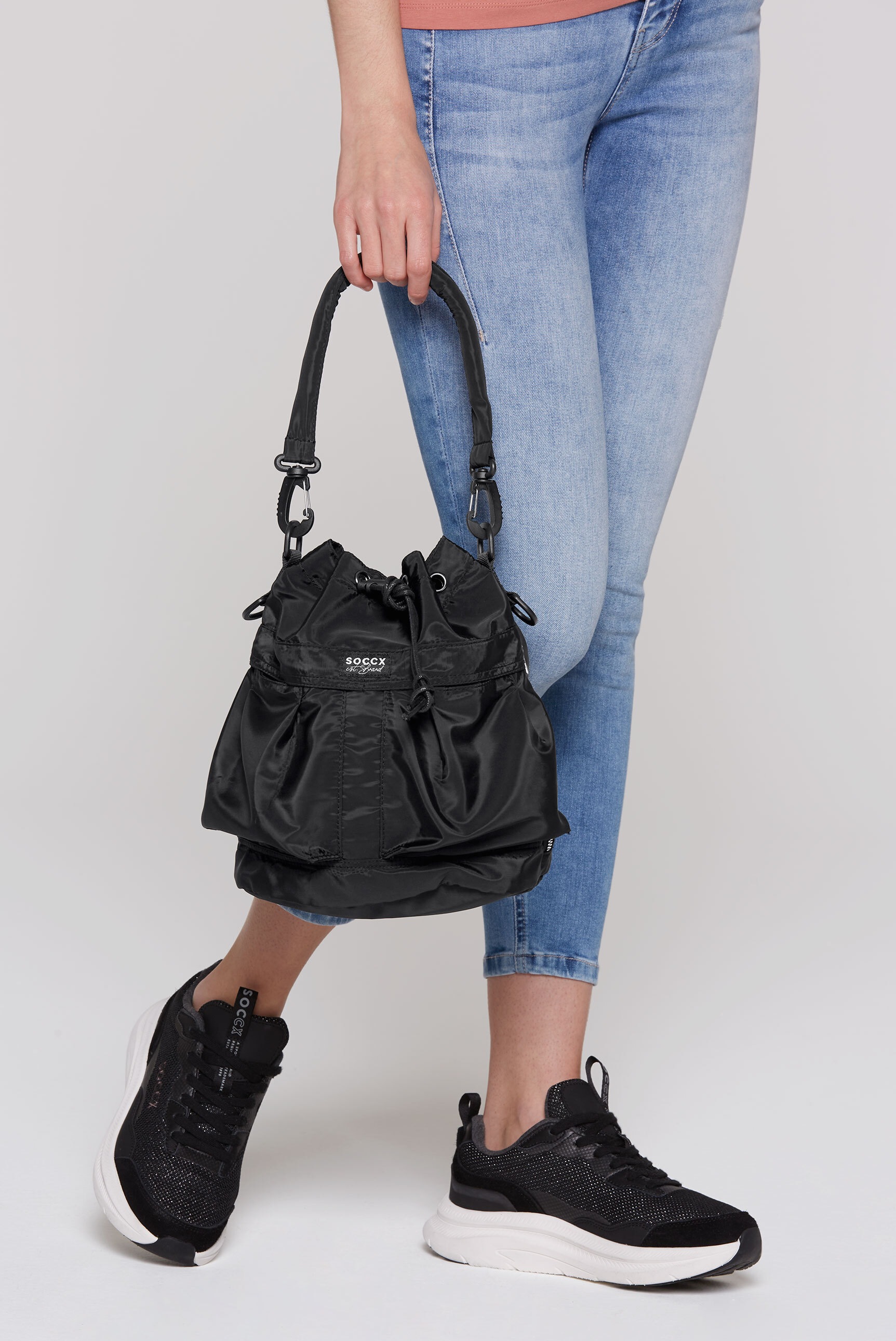SOCCX Beuteltasche, mit vielen Innenfächern