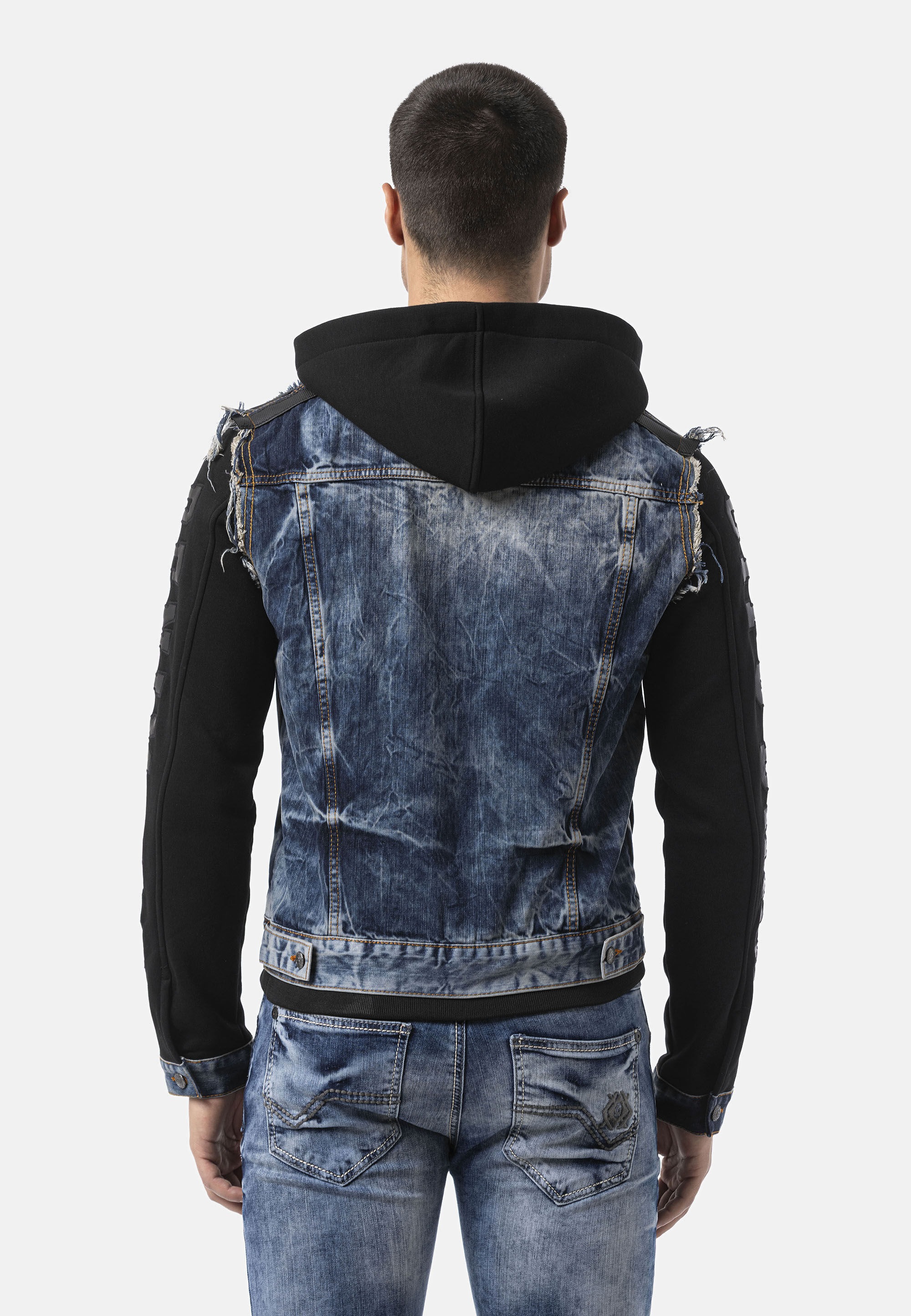 Cipo & Baxx Jeansjacke »CJ309« mit Kapuze Metallknöpfe und markante Ziernähte