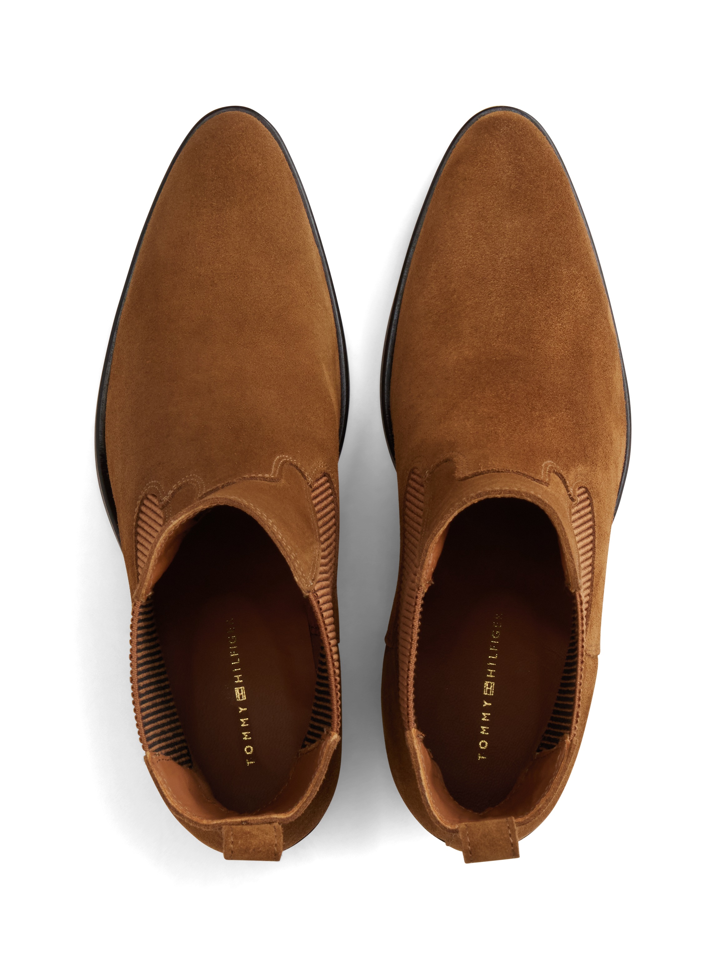 Tommy Hilfiger Chelseaboots »SUEDE WESTERN CHELSEA BOOT«  Trichterabsatz, Westerstiefelette mit breitem Stretcheinsatz