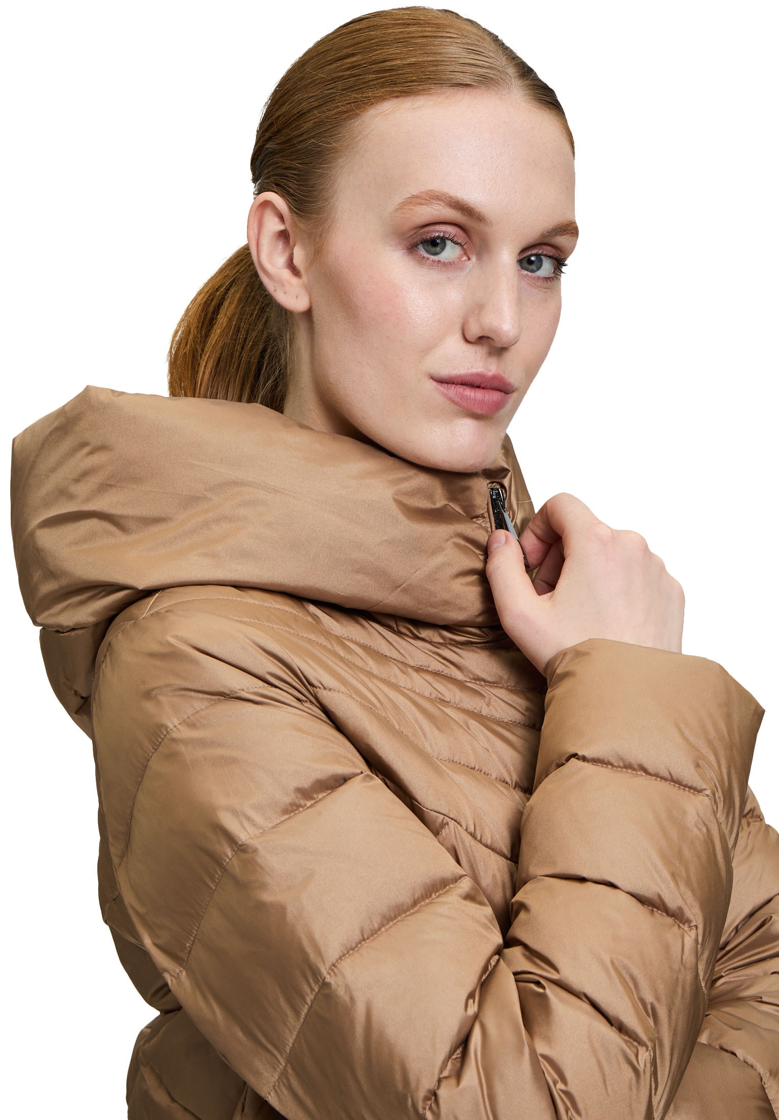 Betty Barclay Steppjacke »Betty Barclay Damen Daunen-Steppjacke mit Kapuze«, mit Kapuze
