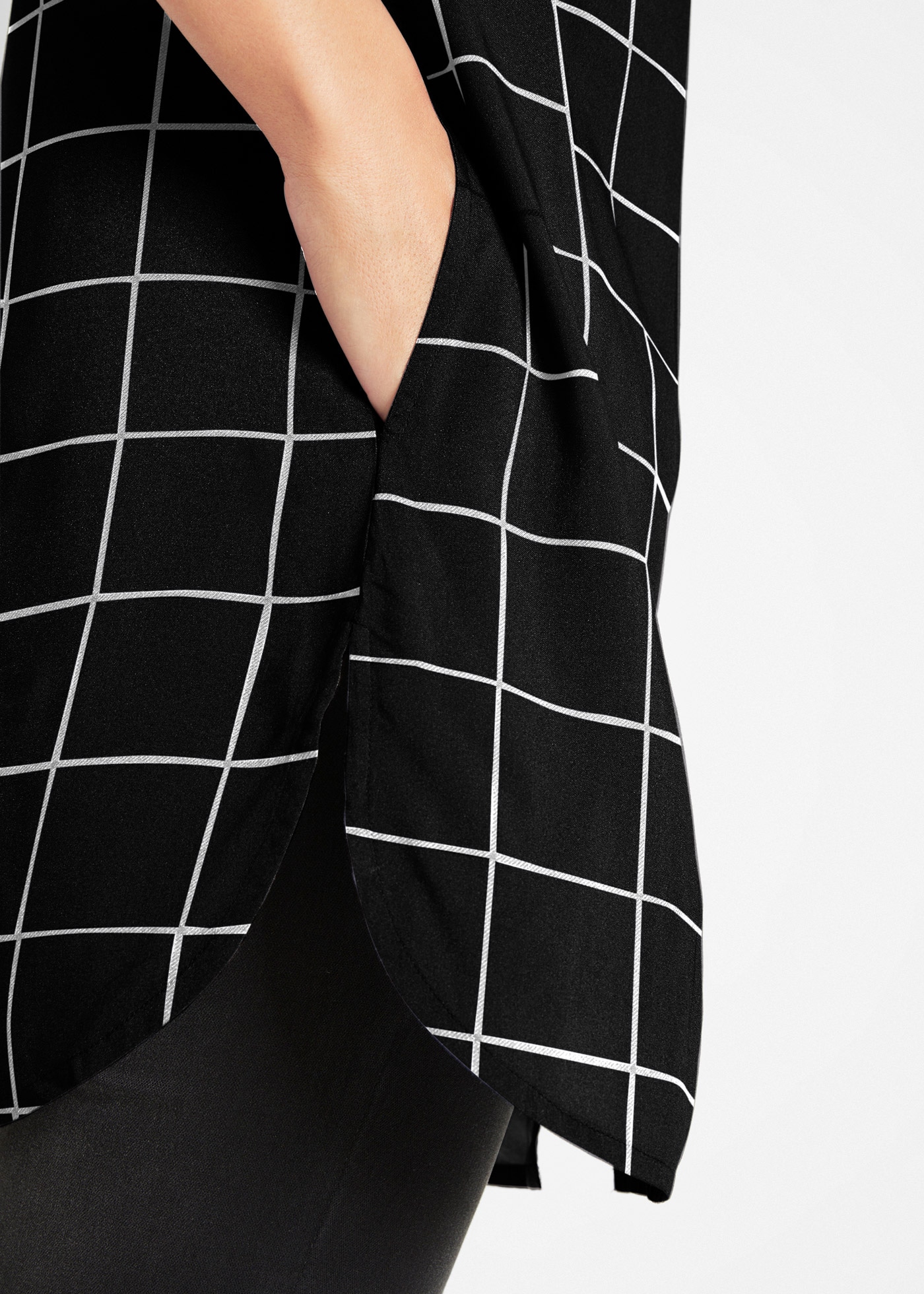 bonprix Longbluse »Karierte Longbluse mit Taschen« Karierte Longbluse mit Taschen