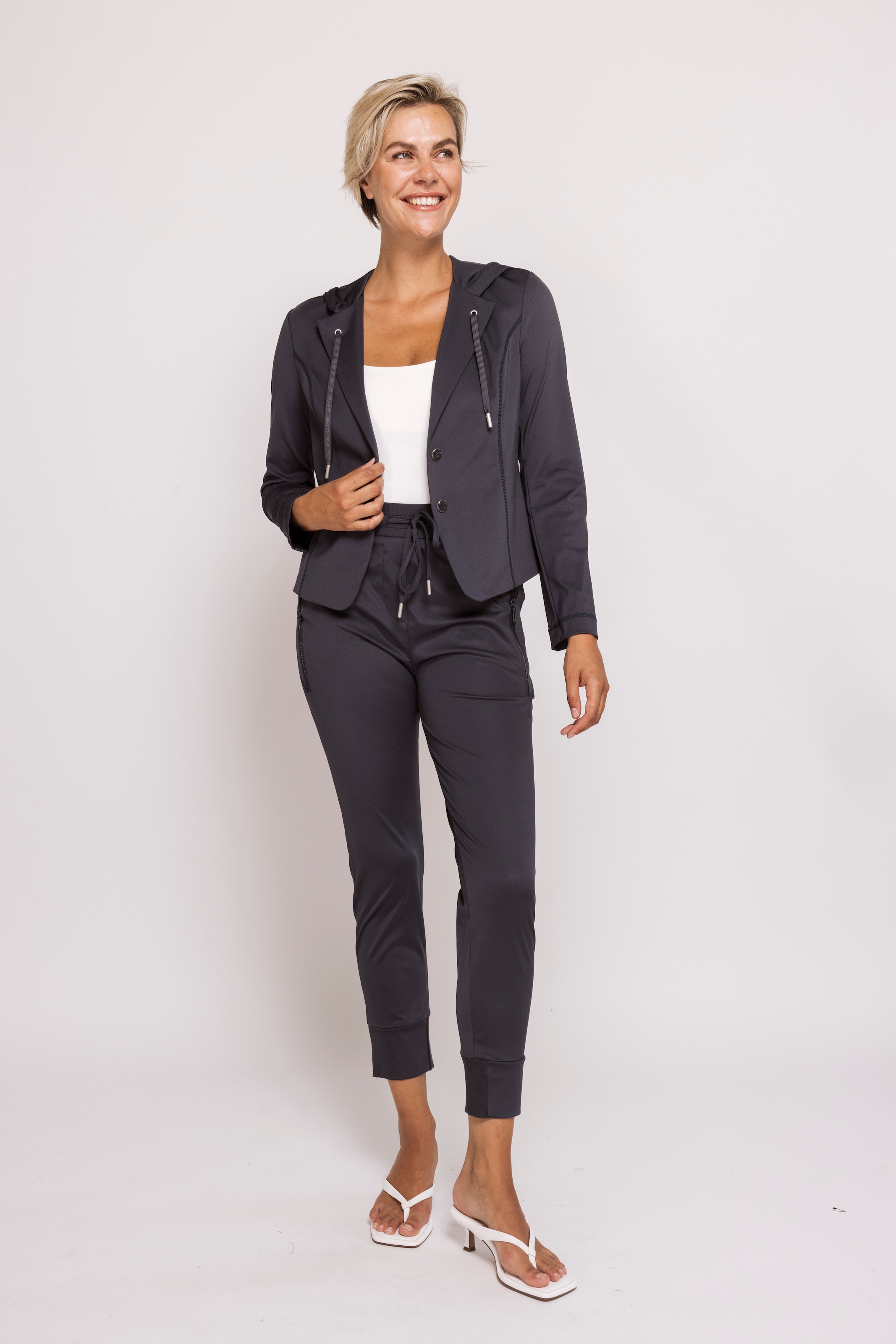 Zhrill Stoffhose »ZHFABIA«  mit Reißverschlusstaschen und Gummizug mit Kordel