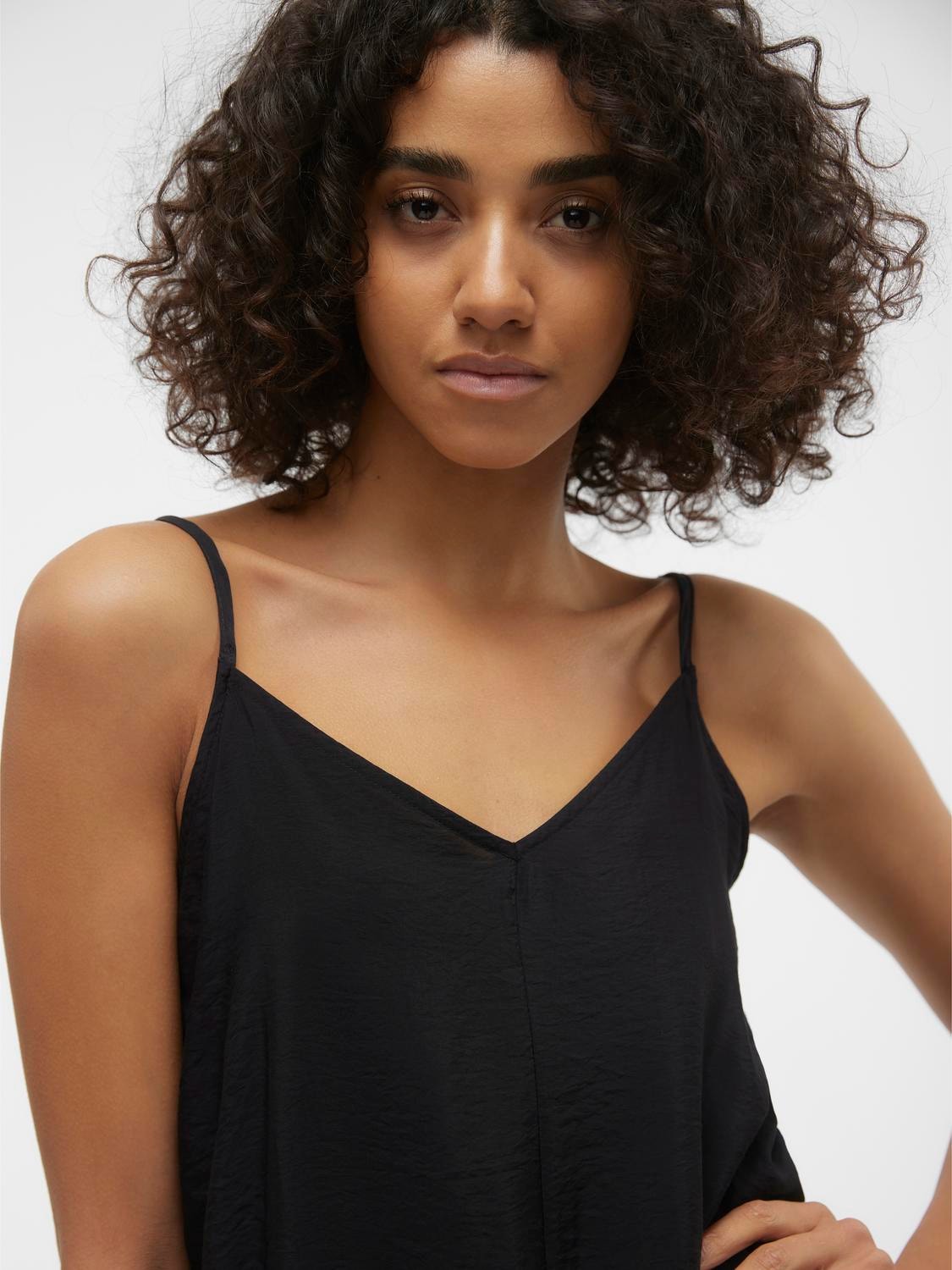 Vero Moda Spaghettikleid »VMJOSIE CALF SINGLET DRESS WVN GA NOOS« Viskosemischung