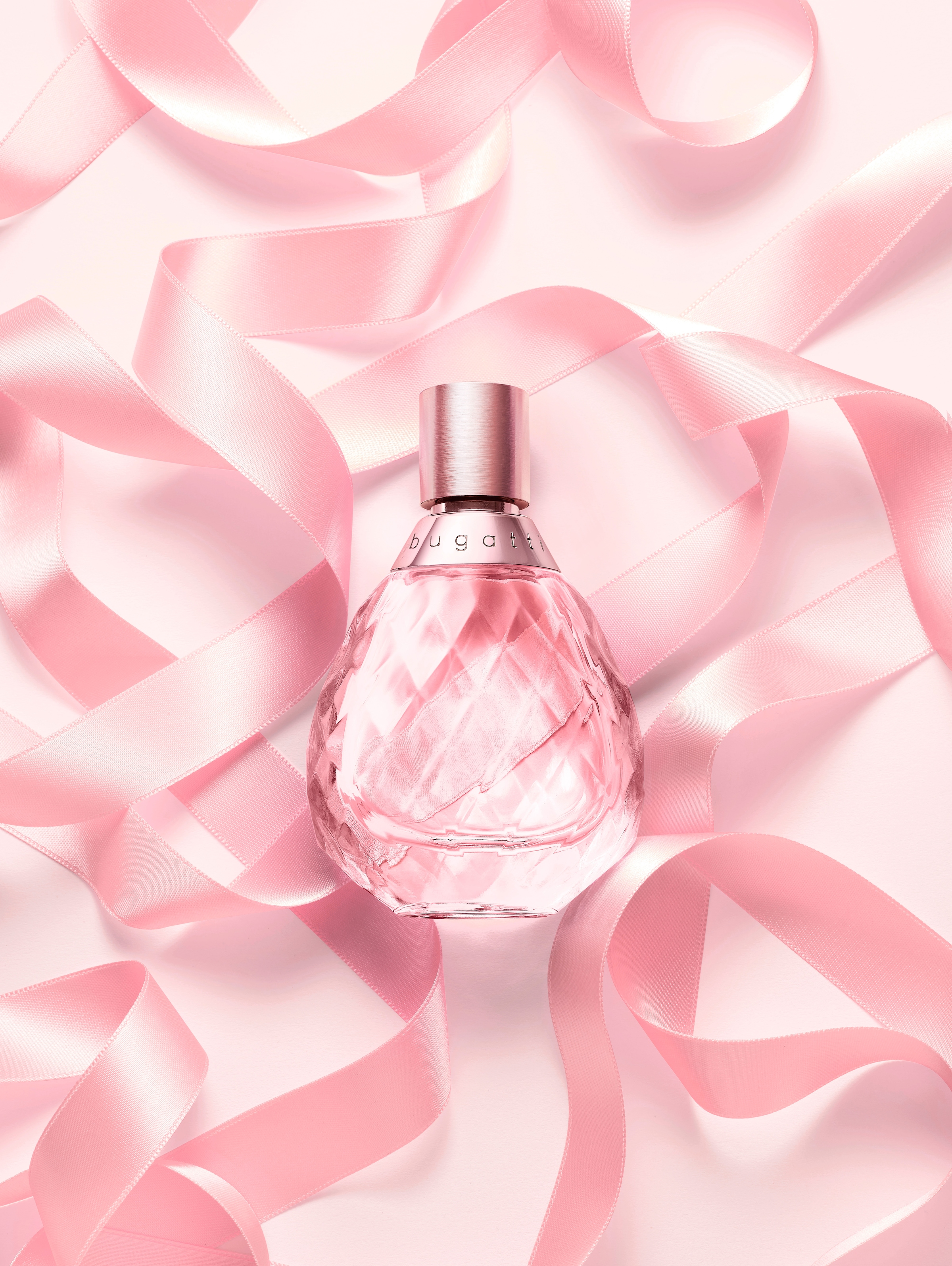 bugatti Eau de Parfum »Richmond & Finch Flower Show« mit floraler Herznote