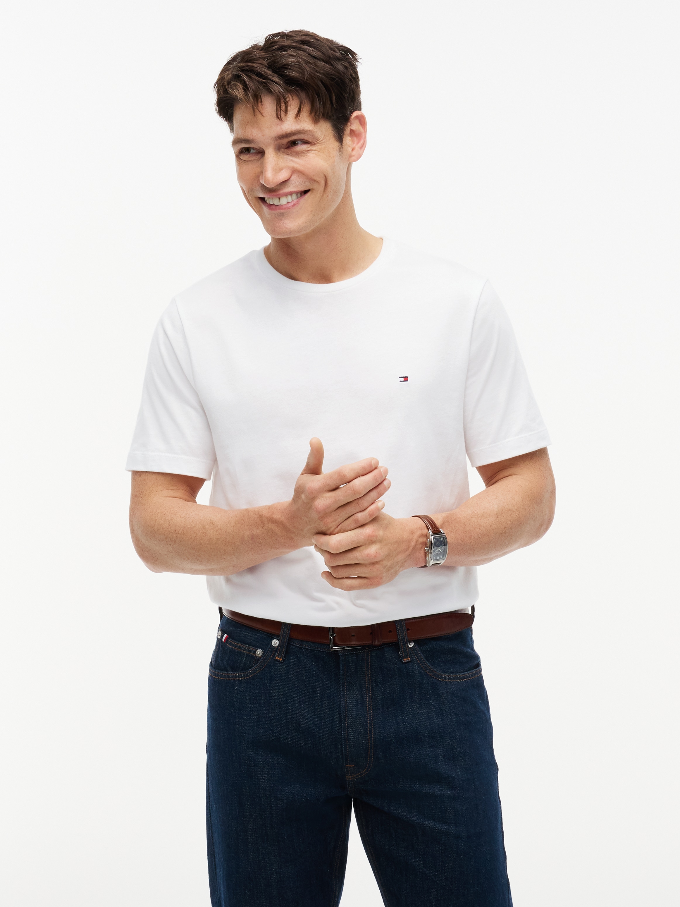 Tommy Hilfiger T-Shirt "ESSENTIAL REGULAR FIT SOLID mit Stickerei" unifarben, casual, Baumwolle, Rundhals