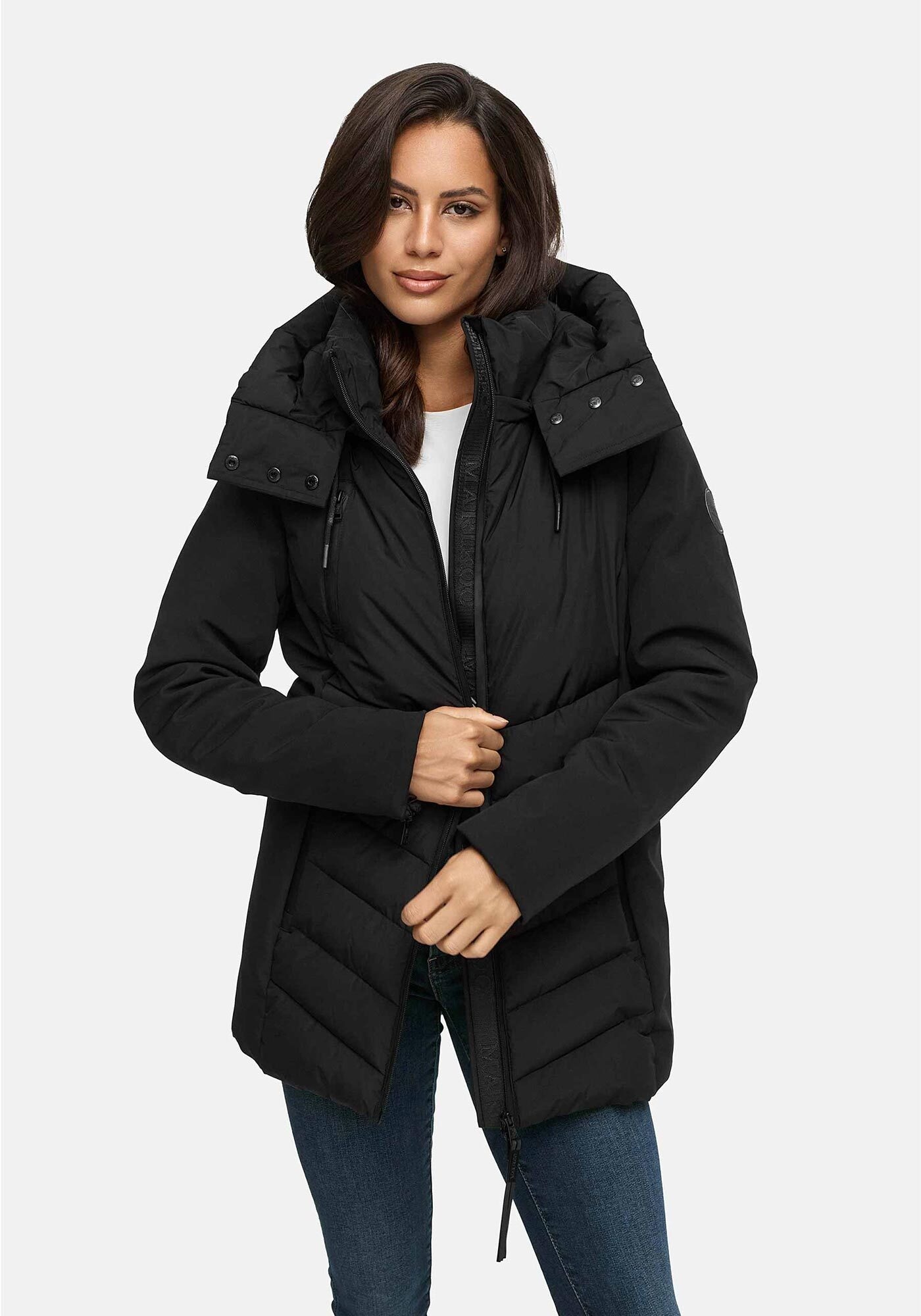 Marikoo Winterjacke »Tivaa«, Feminine Silhouette