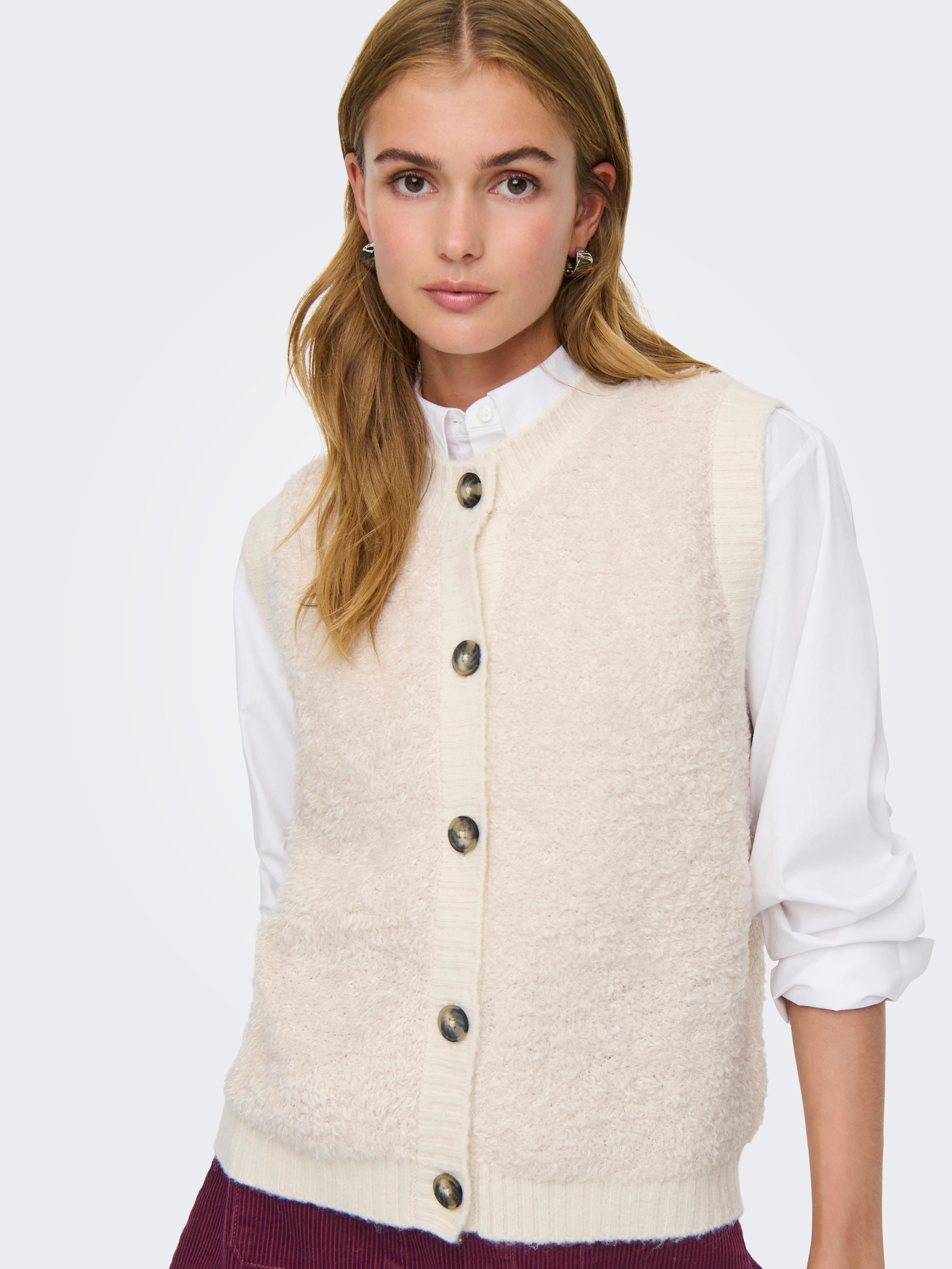 JDY Strickweste "JDYEIRA LIFE S/L O-NECK BUTTON VEST KNT" günstig online kaufen