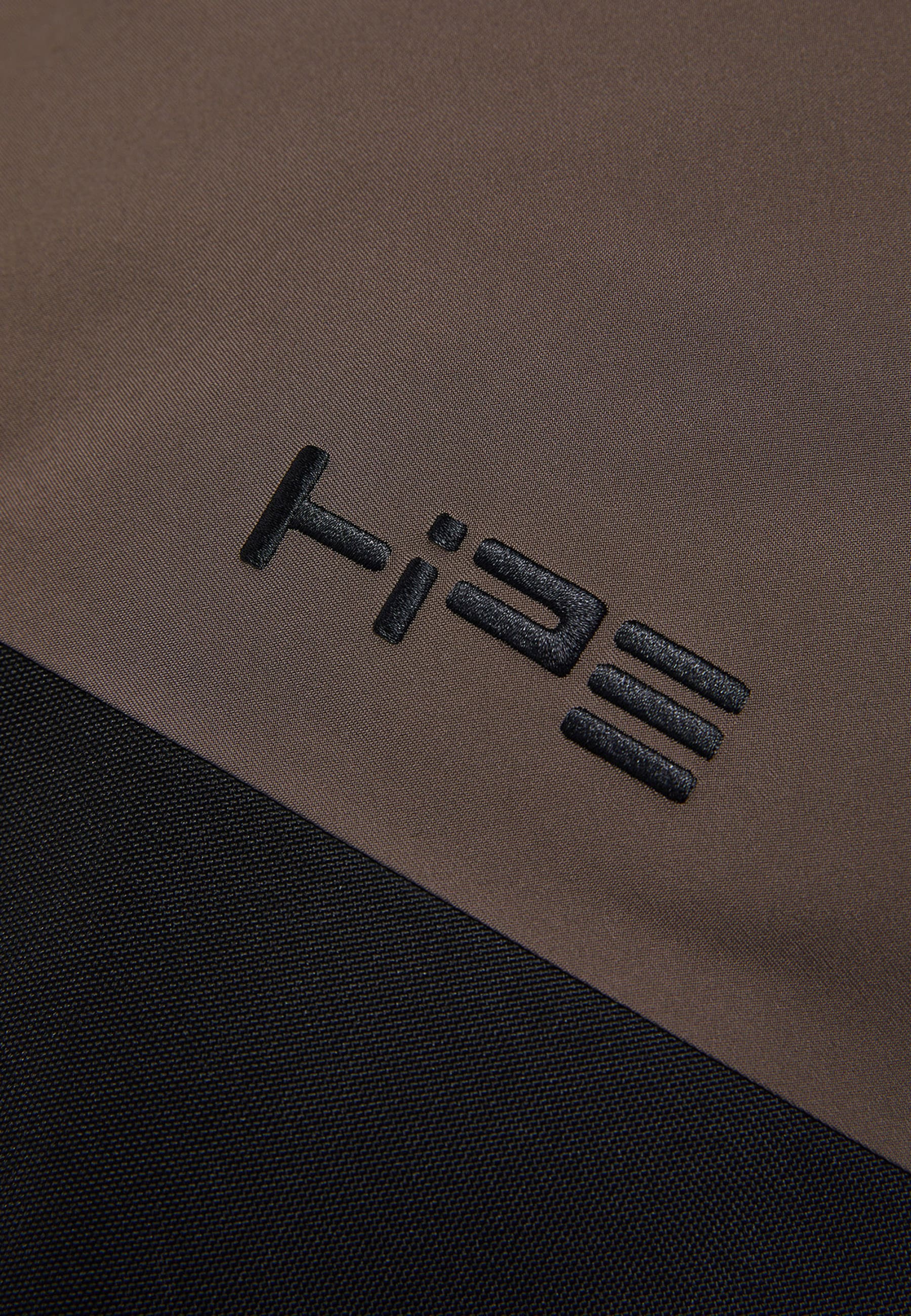 Peak Performance Skihose »M Hipe® 2l Insulated Shell Ski Pants«  mit sportivem Design