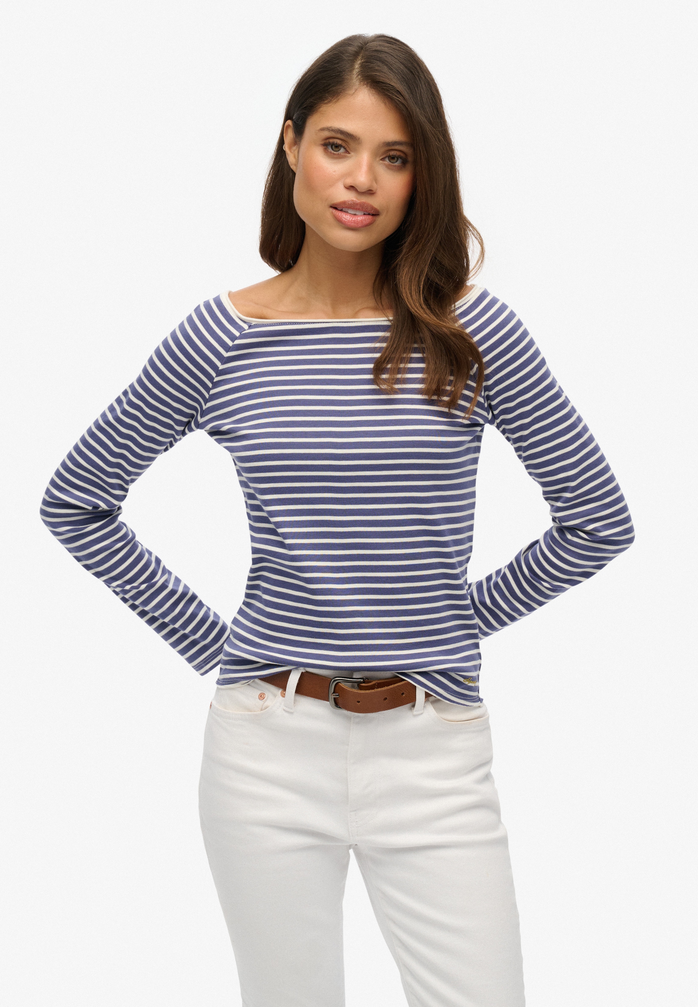 Superdry Langarmshirt "Bardot Off Shoulder Top" Mit U-Boot Ausschnitt Und Wellenkante Am Bund, Gesticktes Logo Am Saum