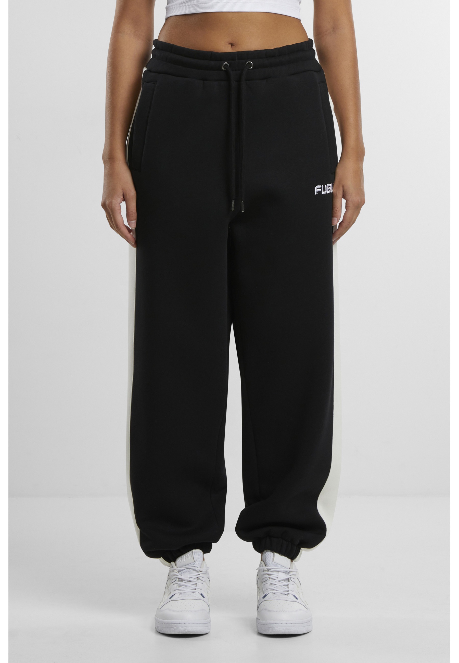 Fubu Jogginghose »Fubu Fubu Corporate Sprts Check Jogger«