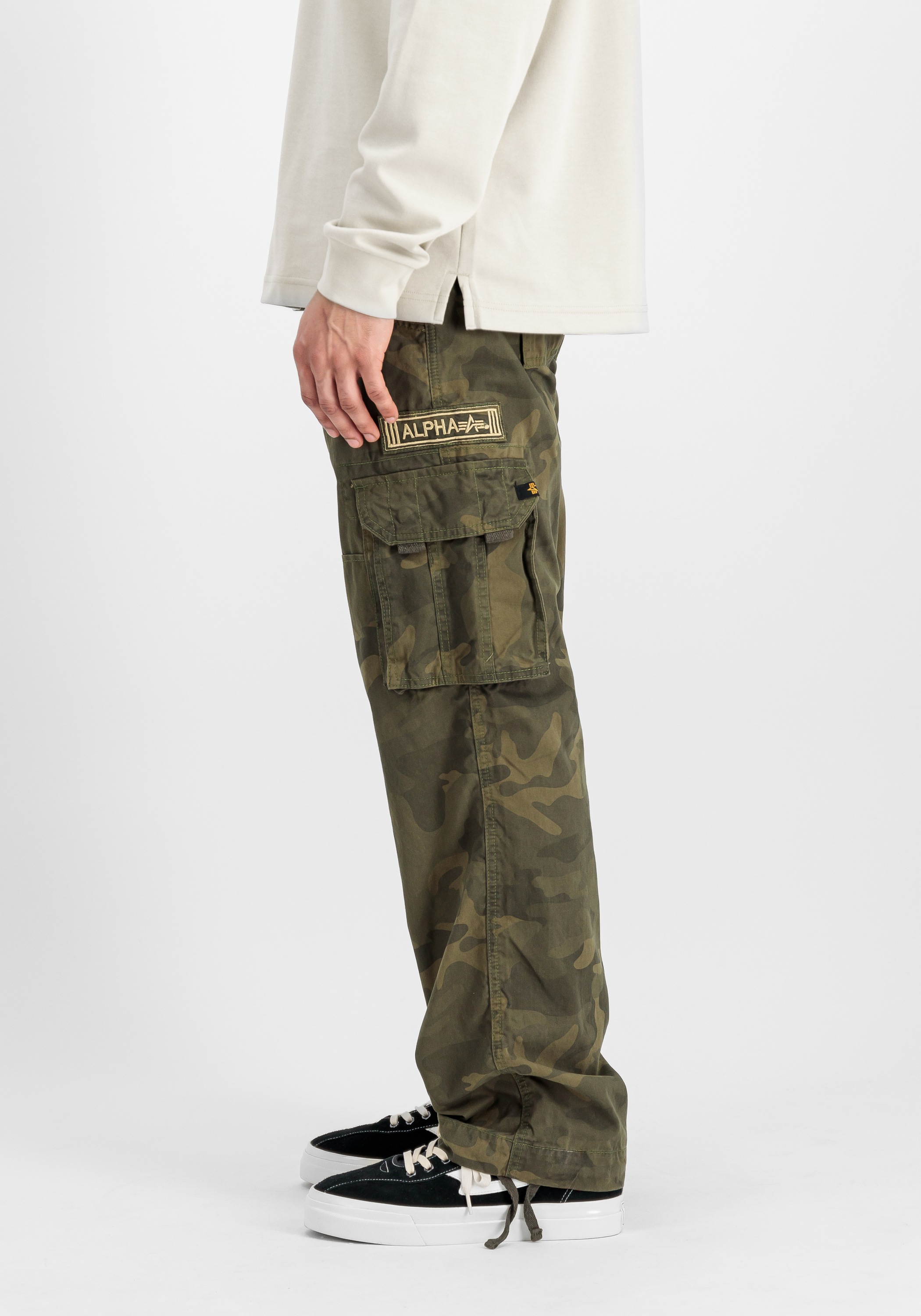 Thumbnail - Alpha Industries Cargohose "Jet Pant Camo"