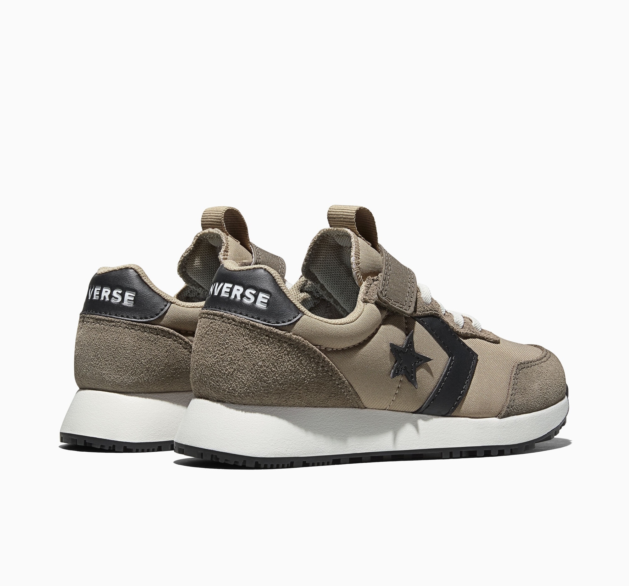 Converse Sneaker »OMEGA TRAINER EASY ON«