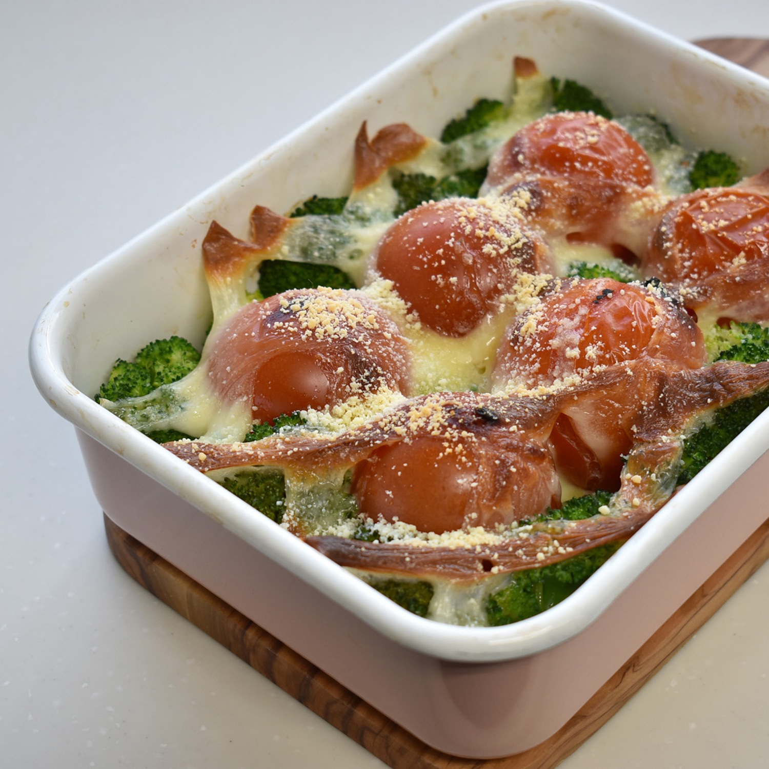 Honeyware Frischhaltedose »Color Line«, (1 tlg.), geeignet zum Kochen, Backen, Servieren, Aufbewahren und Einfrieren