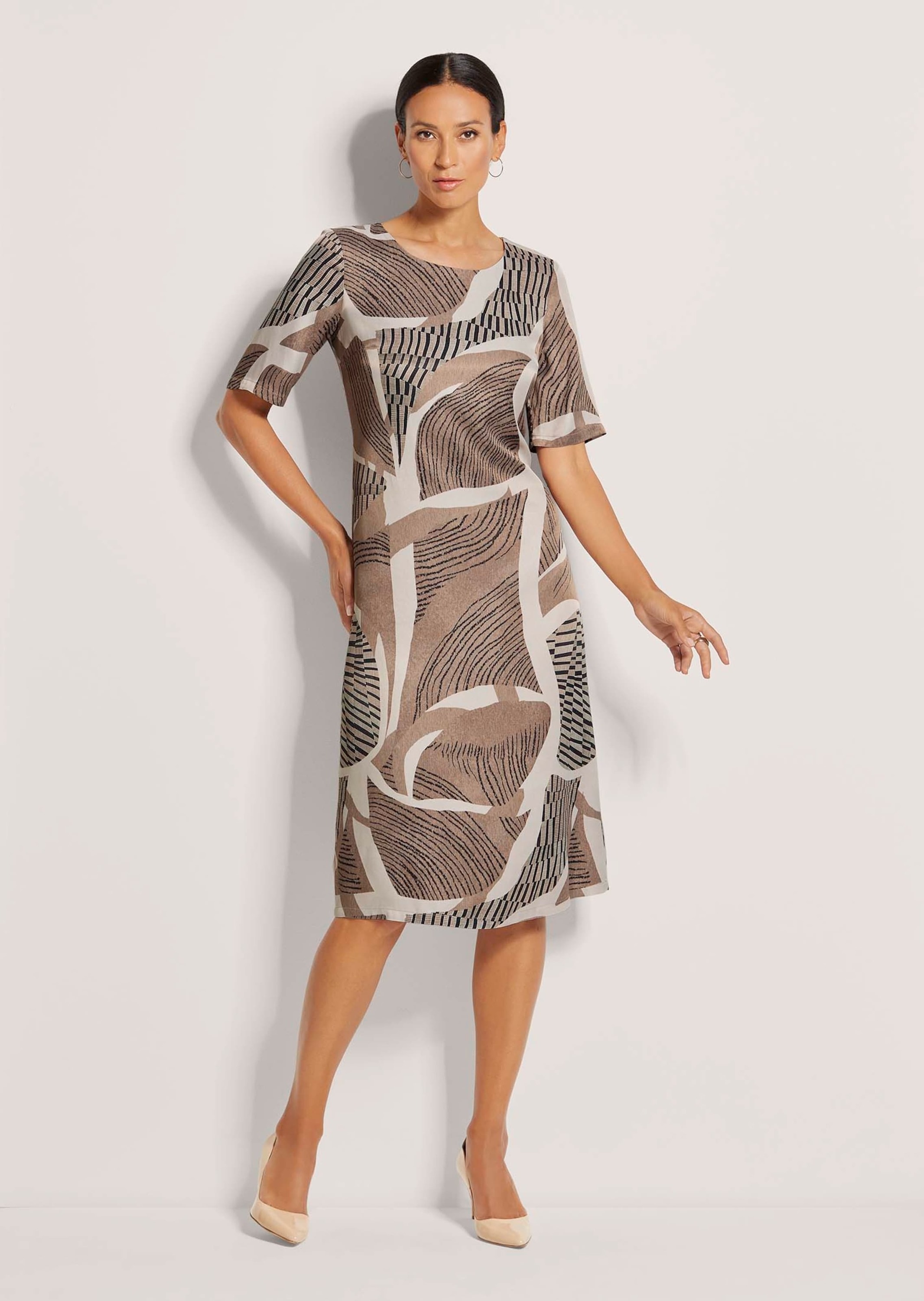 MADELEINE Midikleid "Kleid Kleid mit kurzen Ärmeln" günstig online kaufen