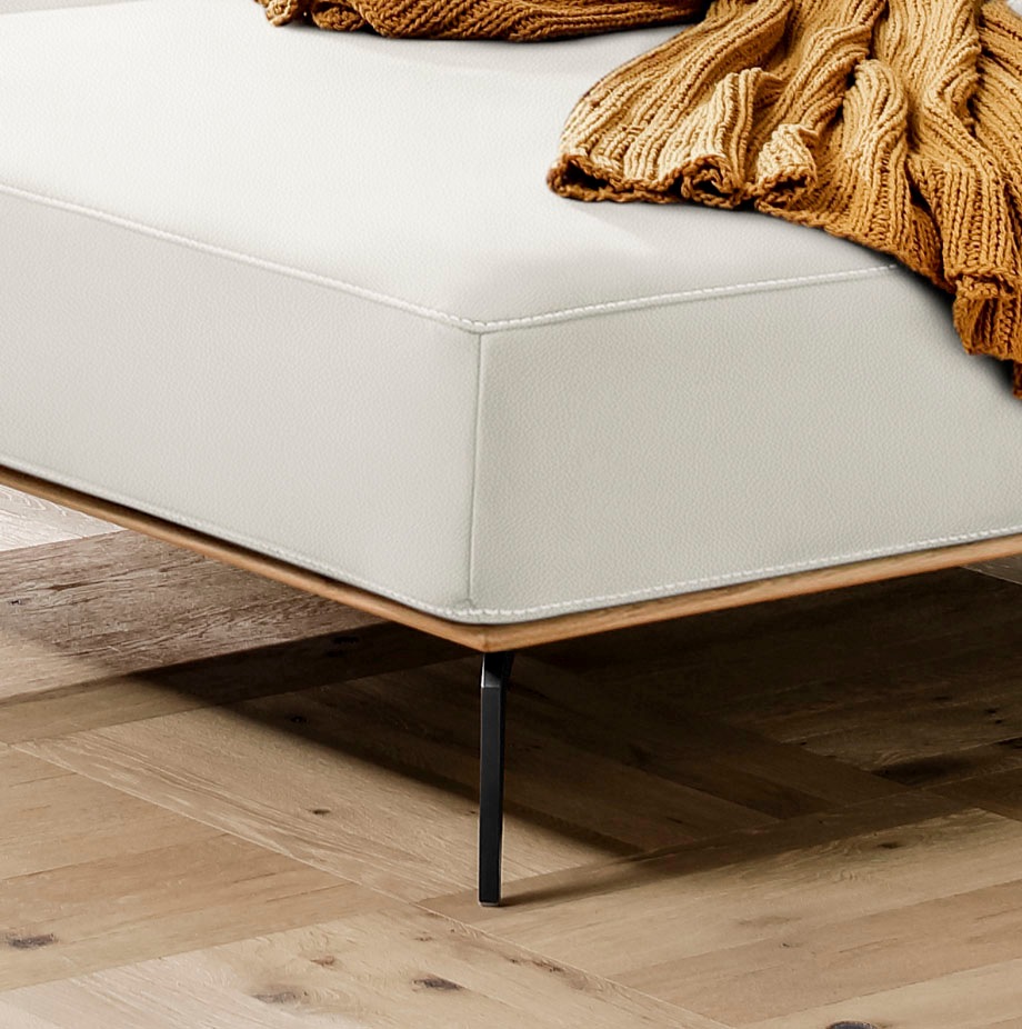 W.SCHILLIG Ecksofa »run, Designsofa mit tollem Sitzkomfort, bequem, L-Form«, mit Holzsockel, Füße in Schwarz pulverbeschichtet, Breite 279 cm