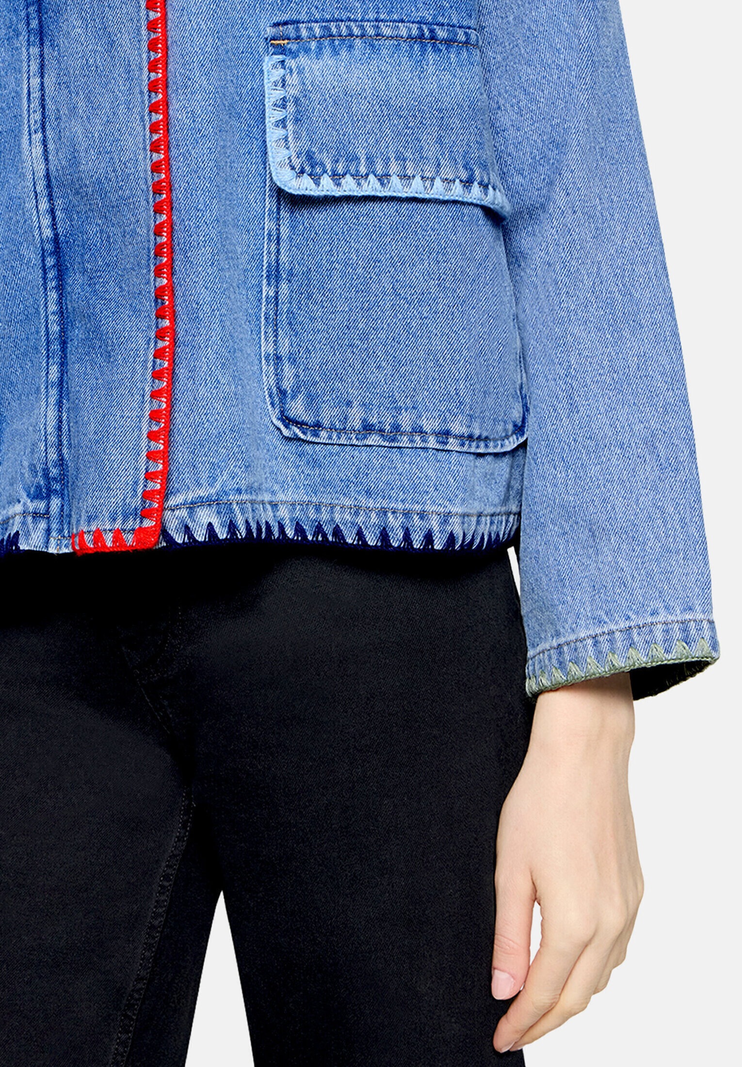 Amber & June Jeansjacke »Damen mit aufgesetzten Taschen«