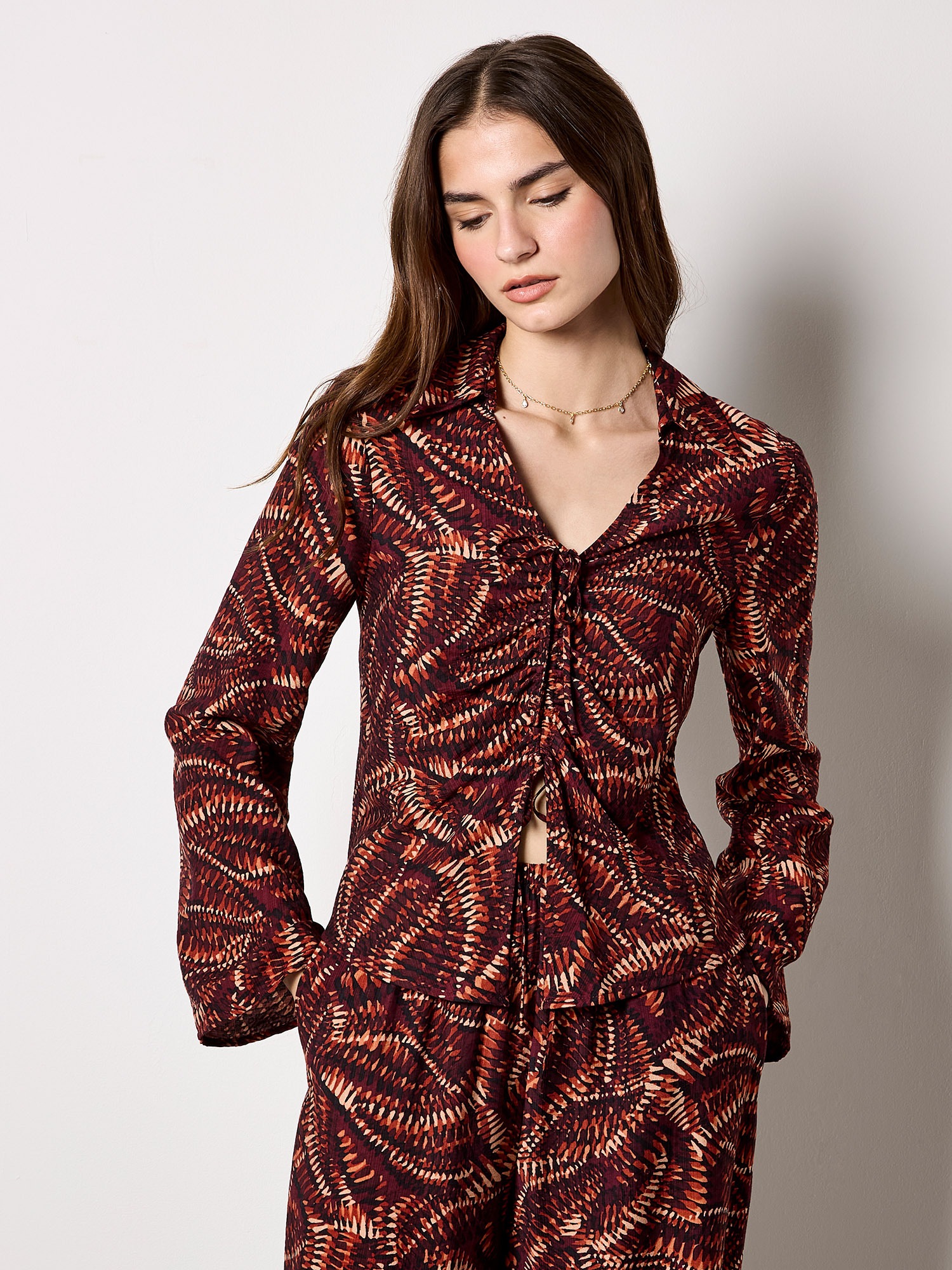 Apricot Klassische Bluse "Geraffte Bluse" mit abstraktem Print