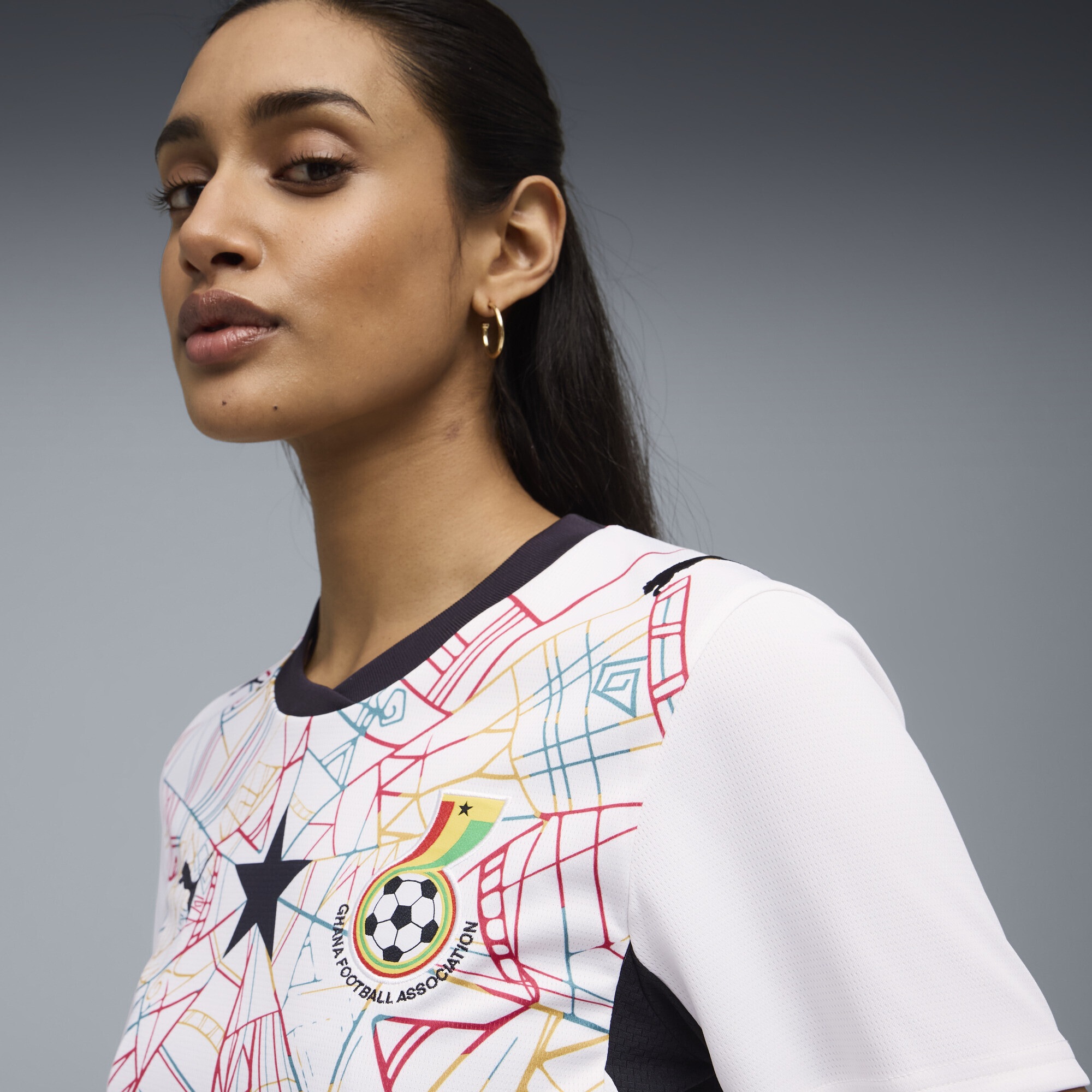 Trainingsshirt PUMA "Ghana 2026 Heimtrikot Damen", Damen, Gr. XL, weiß schwarz, Obermaterial: 100% Polyester; Rippe: 100% Polyester; Einsatz: 100% Polyester, bedruckt, regular fit, Rundhals, Shirts 2