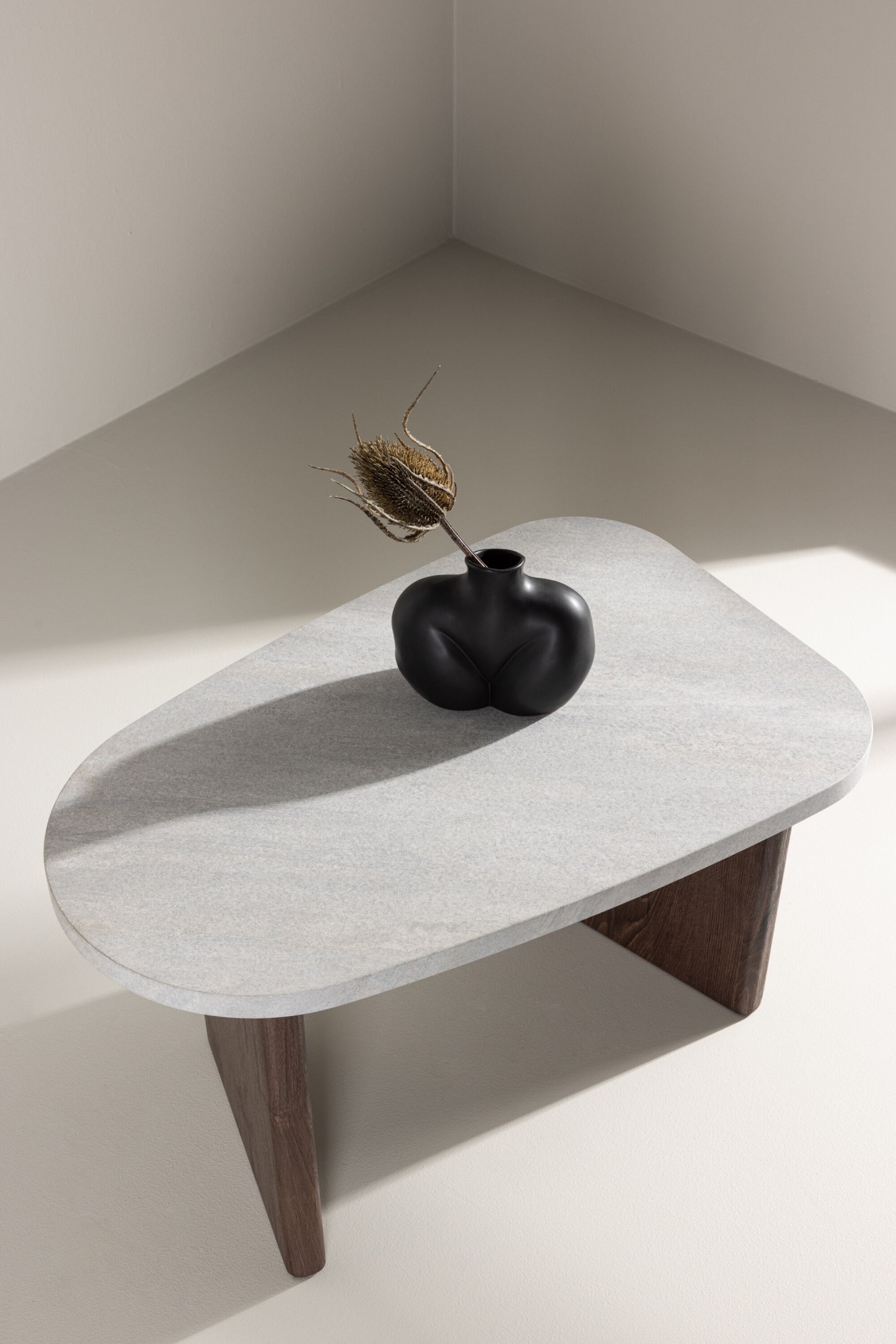 Venture Home Beistelltisch »Grönvik, ovaler Beistelltisch, modern & vielseitig, 70 × 45 cm« Ablagetisch, MDF, oval, niedrig, kompakt, wohnlich
