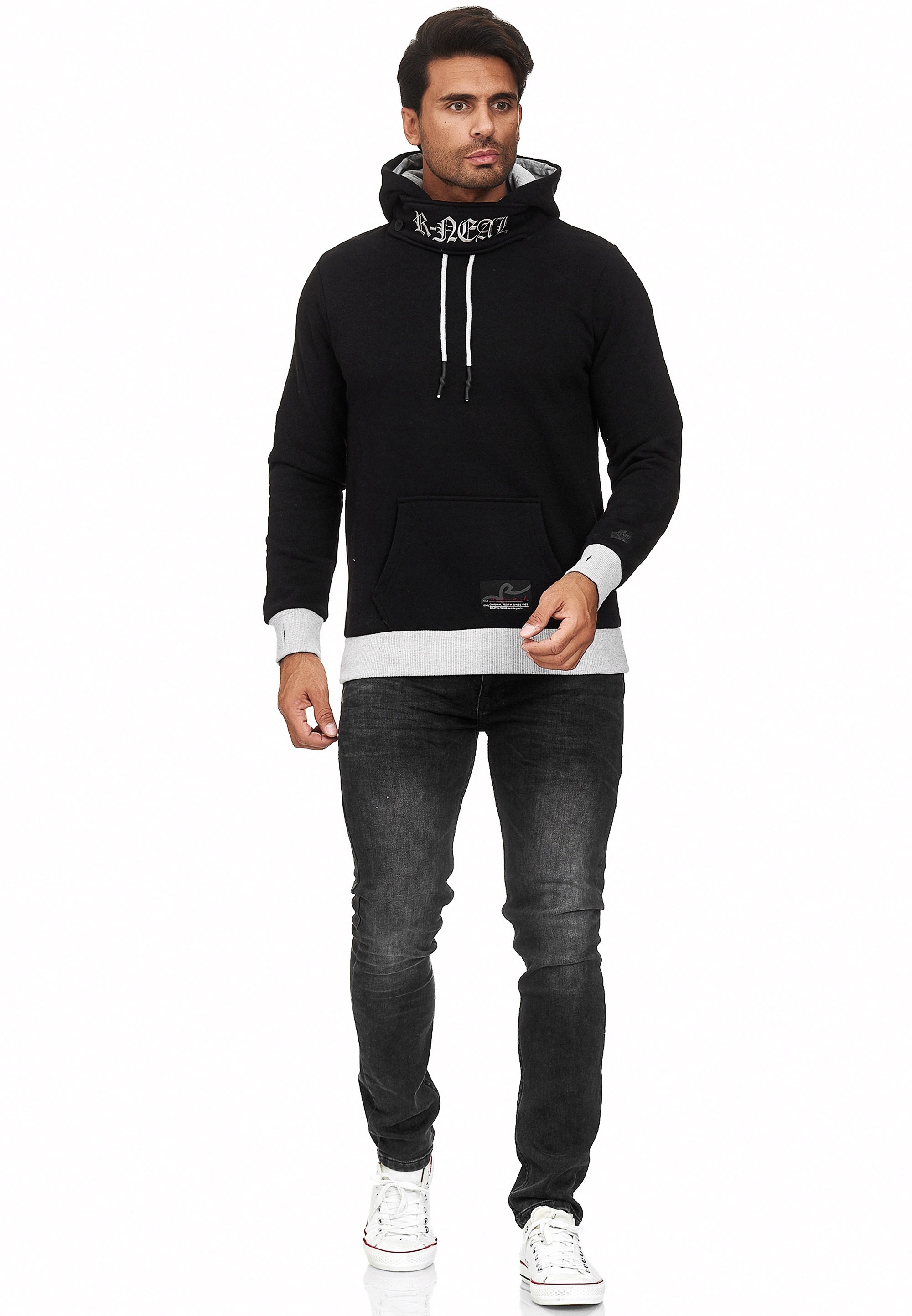 Rusty Neal Kapuzensweatshirt, mit modernem Schnitt