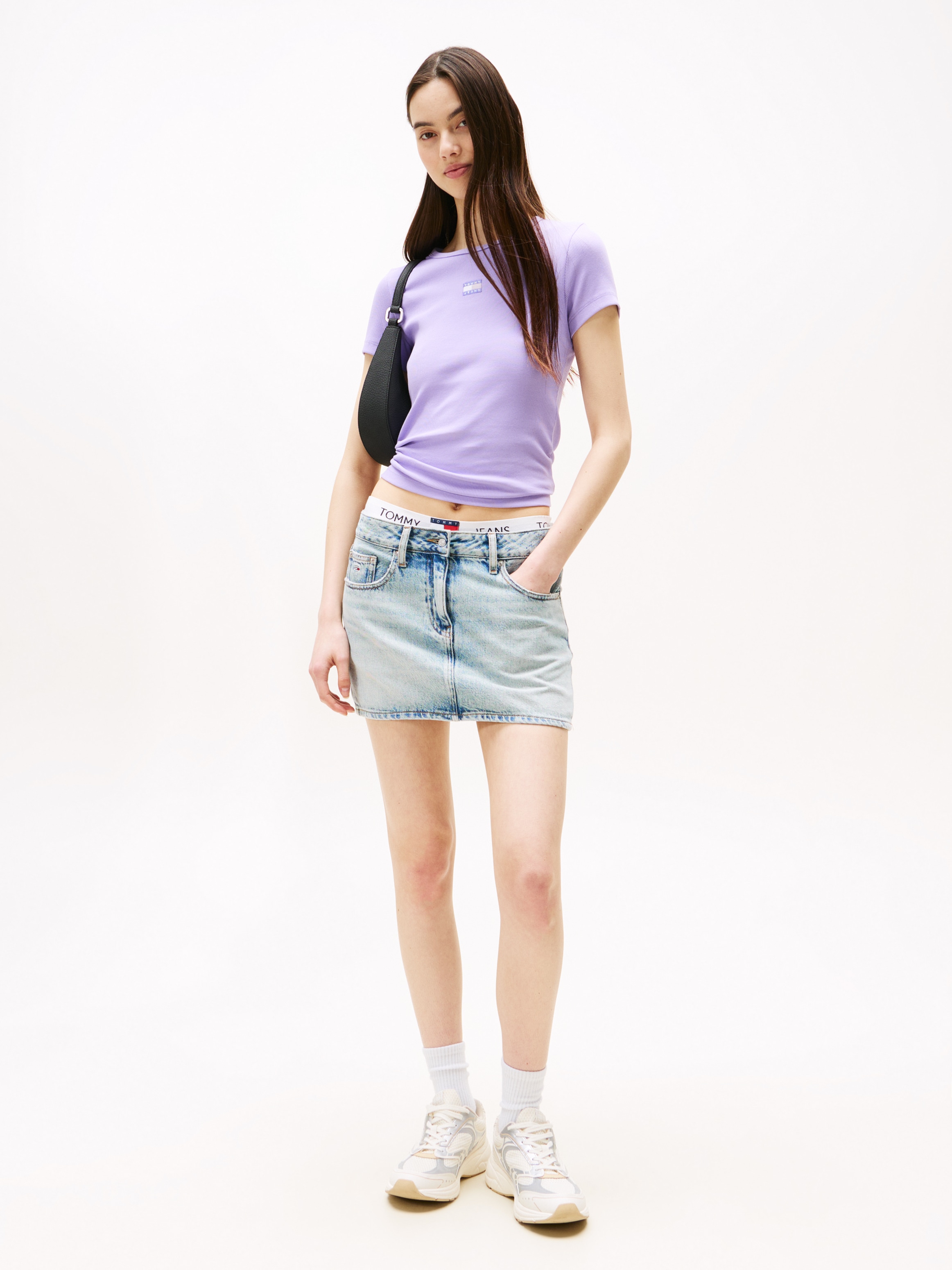 Tommy Jeans T-Shirt »TJW SLIM BADGE RIB TEE«, in Rippoptik