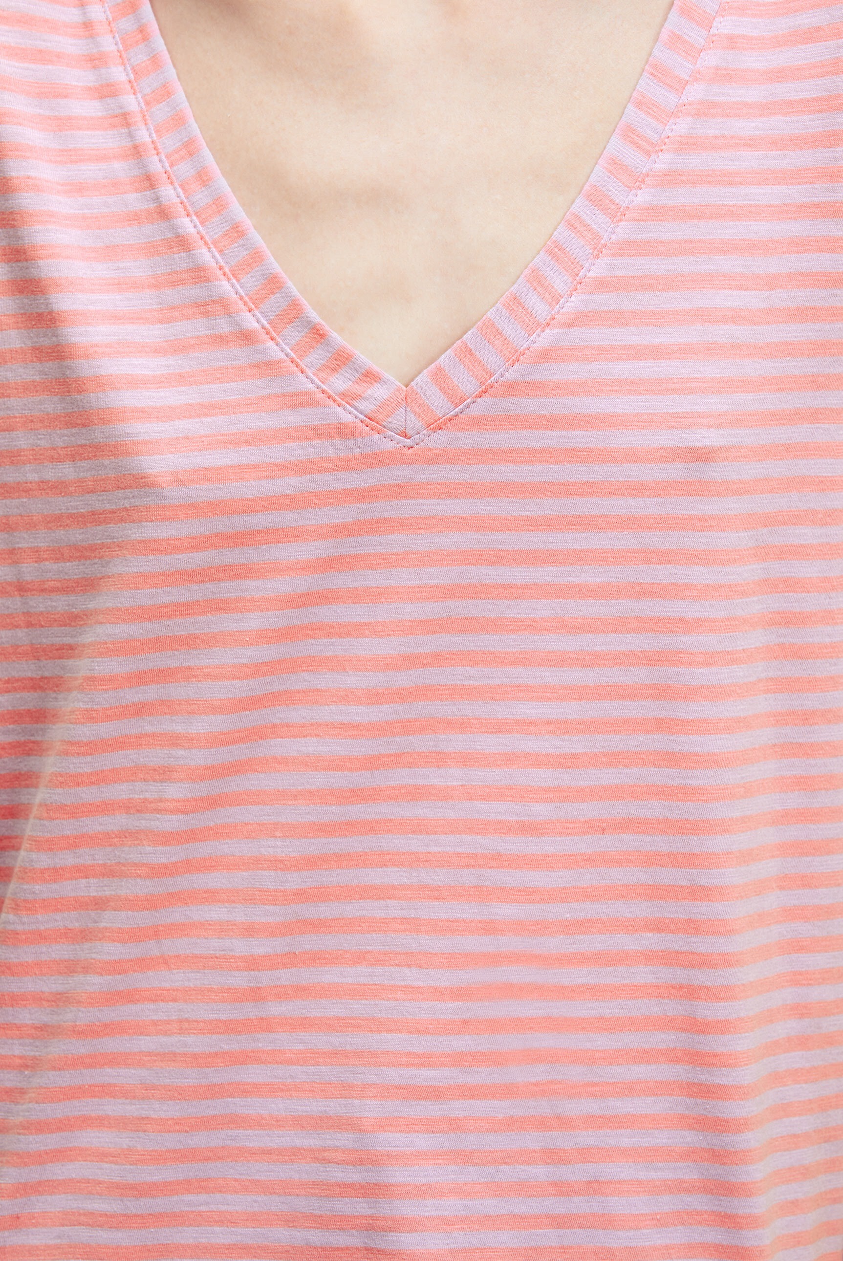 Milano Italy V-Shirt, aus Baumwolle
