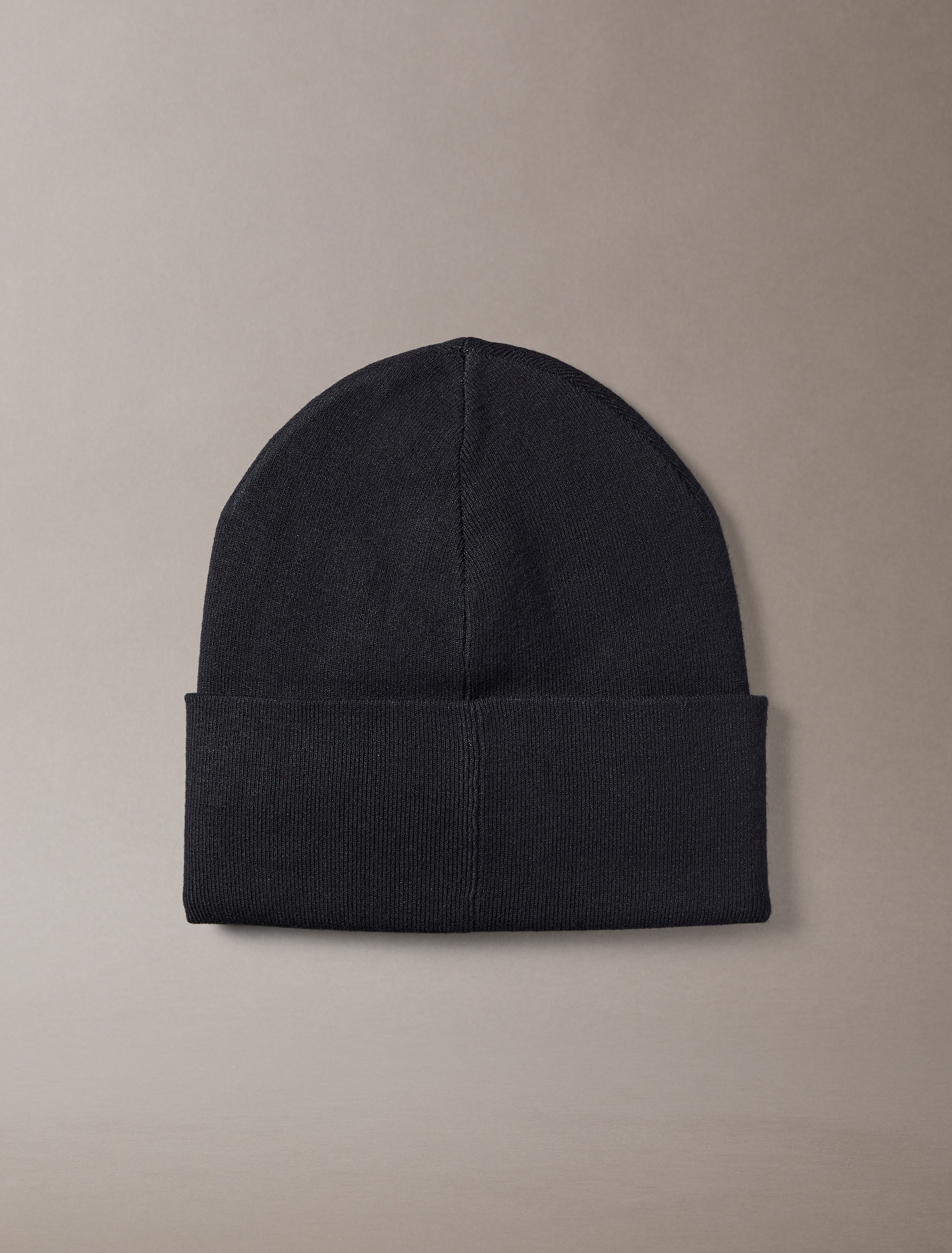 Calvin Klein Strickmütze "MONOLOGO PATCH BEANIE", Perfekt für den Alltag günstig online kaufen