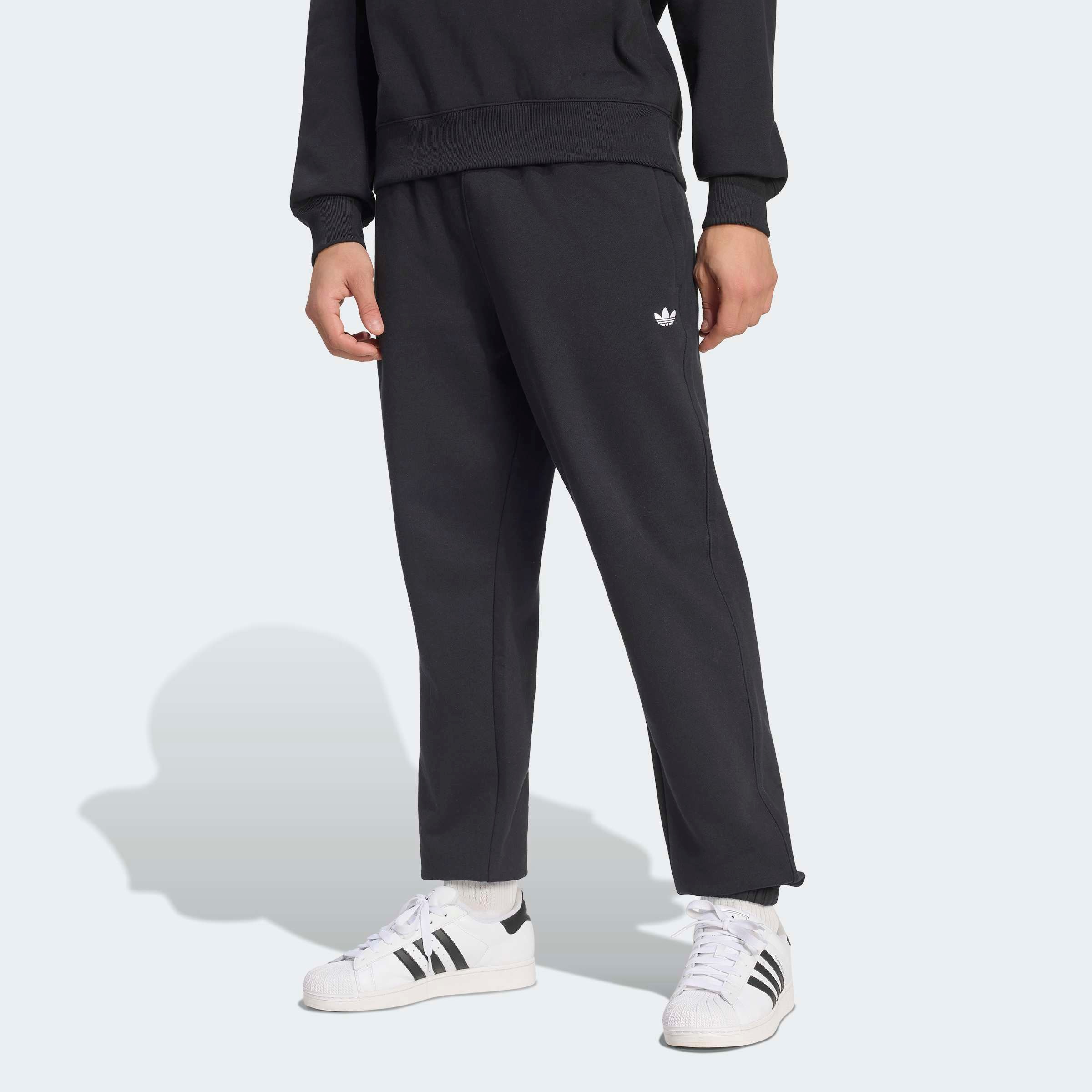 adidas Originals Sporthose "TREFOIL ESSENTIALS, REGULÄR GESCHNITTEN, FLEECE"