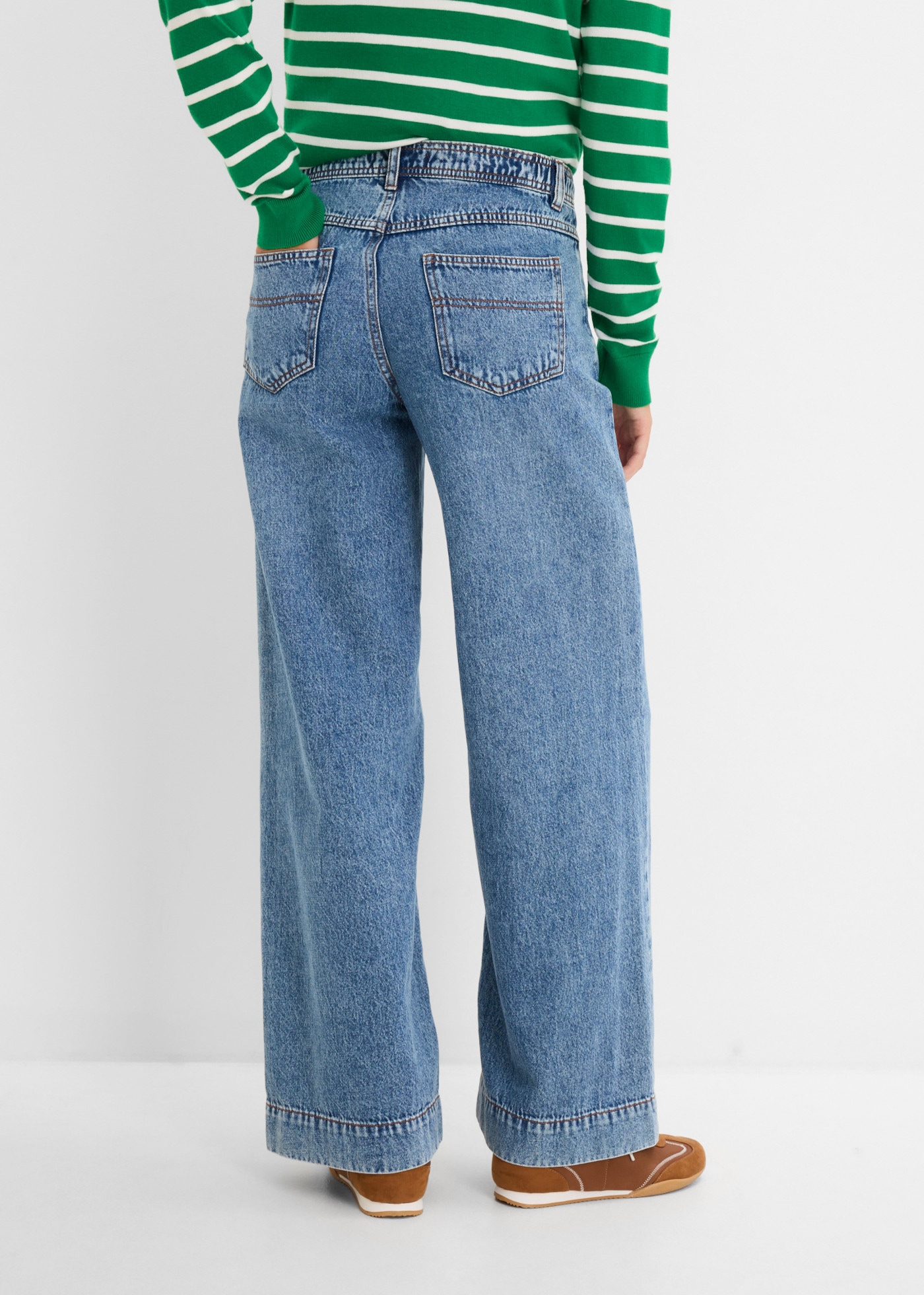 bonprix Weite Jeans Wide-Leg-Passform, Loose Fit, Mid Waist, aus Baumwolle, im Casual-Stil