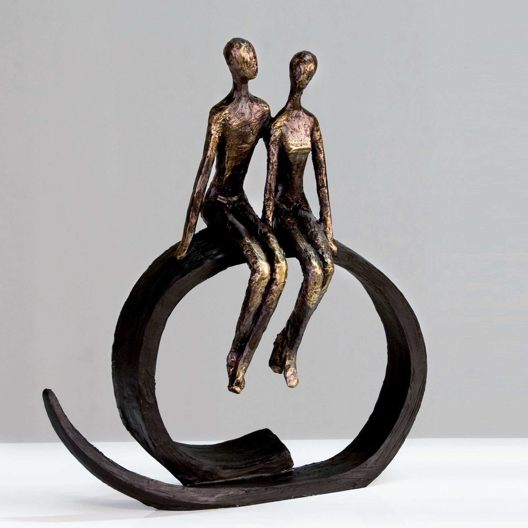 Casablanca by Gilde Dekofigur »Skulptur Close«, Dekoobjekt, Höhe 35 cm, Pärchen, mit Spruchanhänger, Wohnzimmer