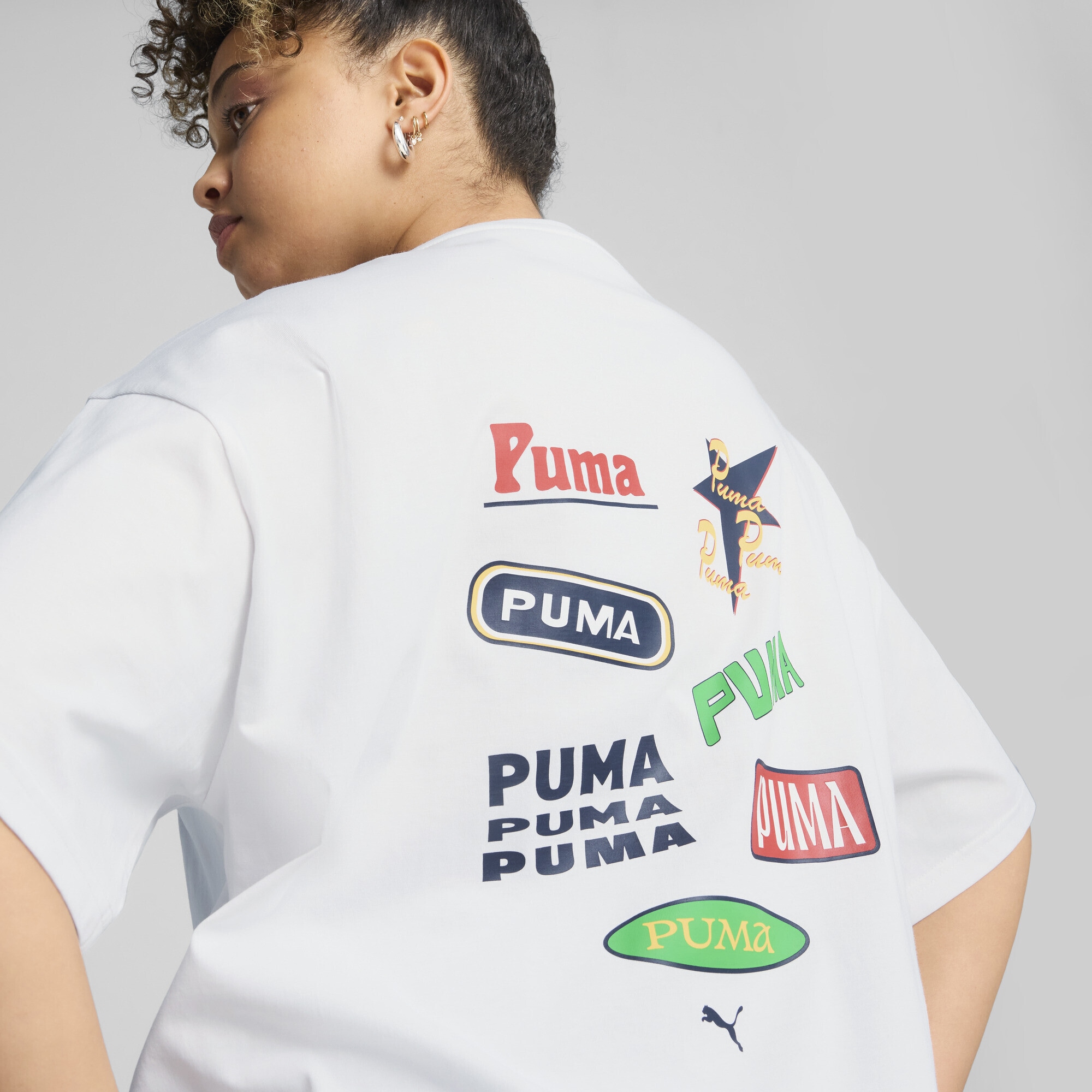PUMA T-Shirt »Wardrobe Essentials Relaxed Graphic T-Shirt Damen«