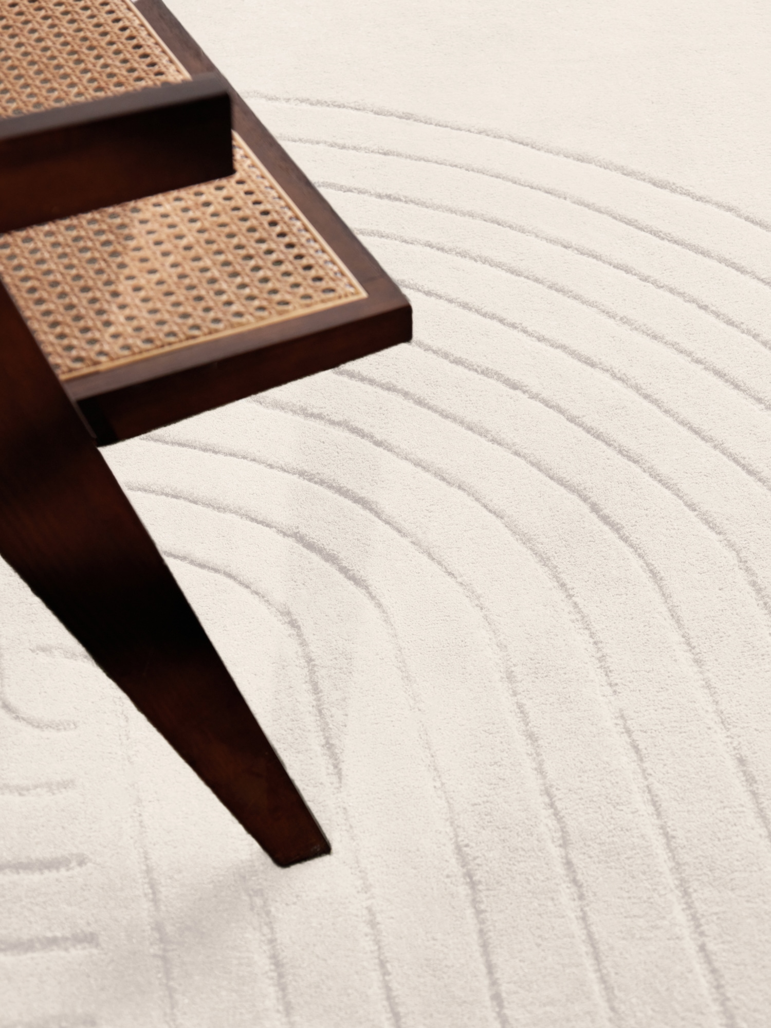 vikosa Wollteppich »Arcora« rechteckig 15 mm Höhe Wolle Handgemacht, Hoch-Tief-Effekt, Geometrisches Linien Wellendesign