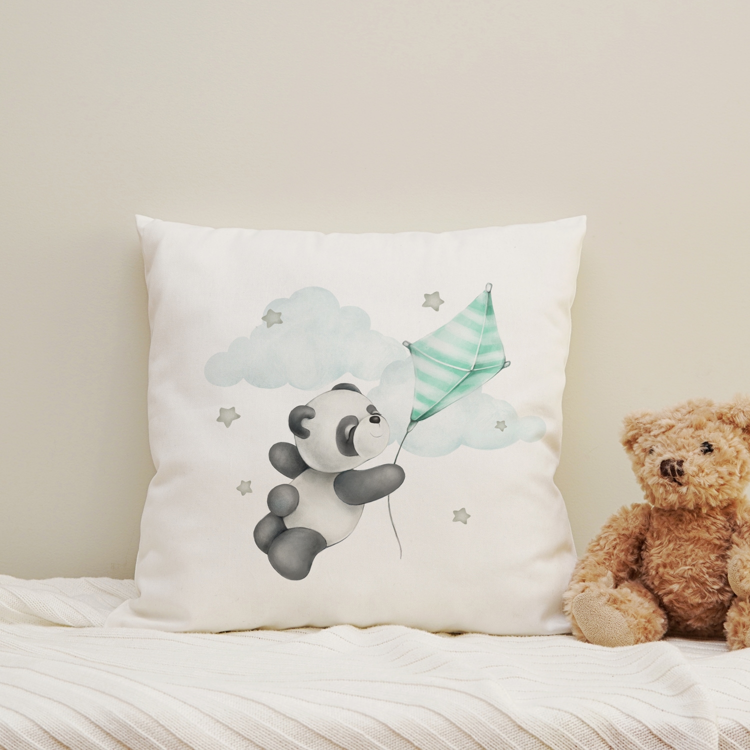queence Dekokissen "Fliegender Panda" Kissenhülle mit HD Premium Druck, geruchsneutral, 40x40cm