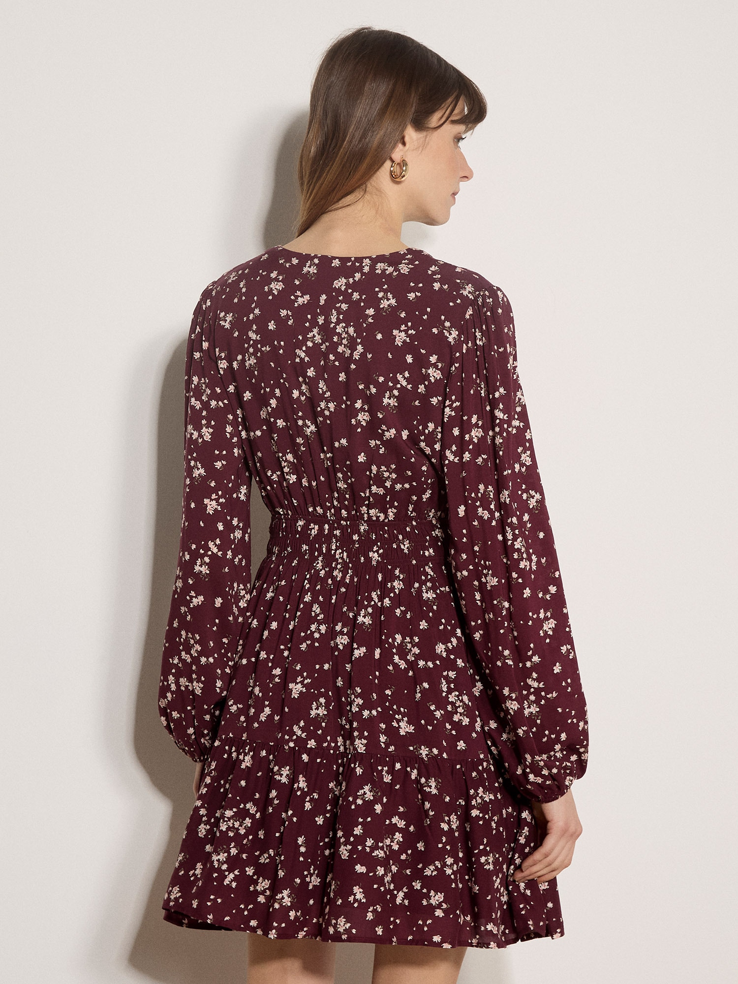 Apricot Minikleid »Daisy Spray Wickelkleid« mit Blousonärmeln