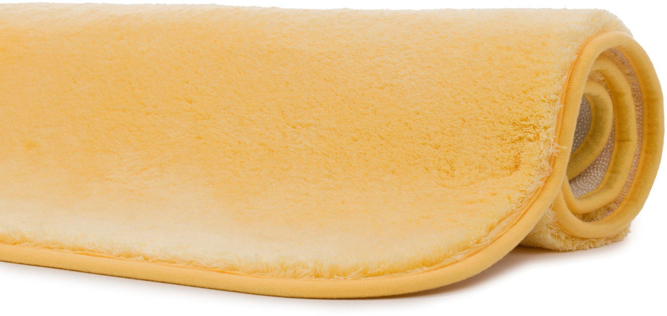 Gözze Badematte »Rio Premium« Höhe 18 mm rutschhemmend beschichtet fußbodenheizungsgeeignet | schnell trocknend Badteppich, Uni Farben, waschbar, rechteckig & rund erhältlich