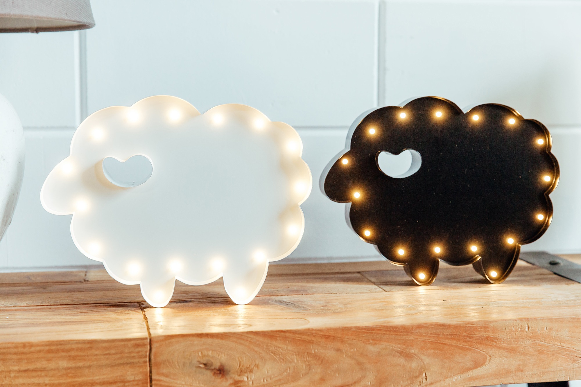 MARQUEE LIGHTS LED Dekolicht »Sheep«, 17 flammig, Leuchtmittel LED-Modul | LED fest integriert, Wandlampe, Tischlampe Sheep mit 17 festverbauten LEDs - 31x 24 cm
