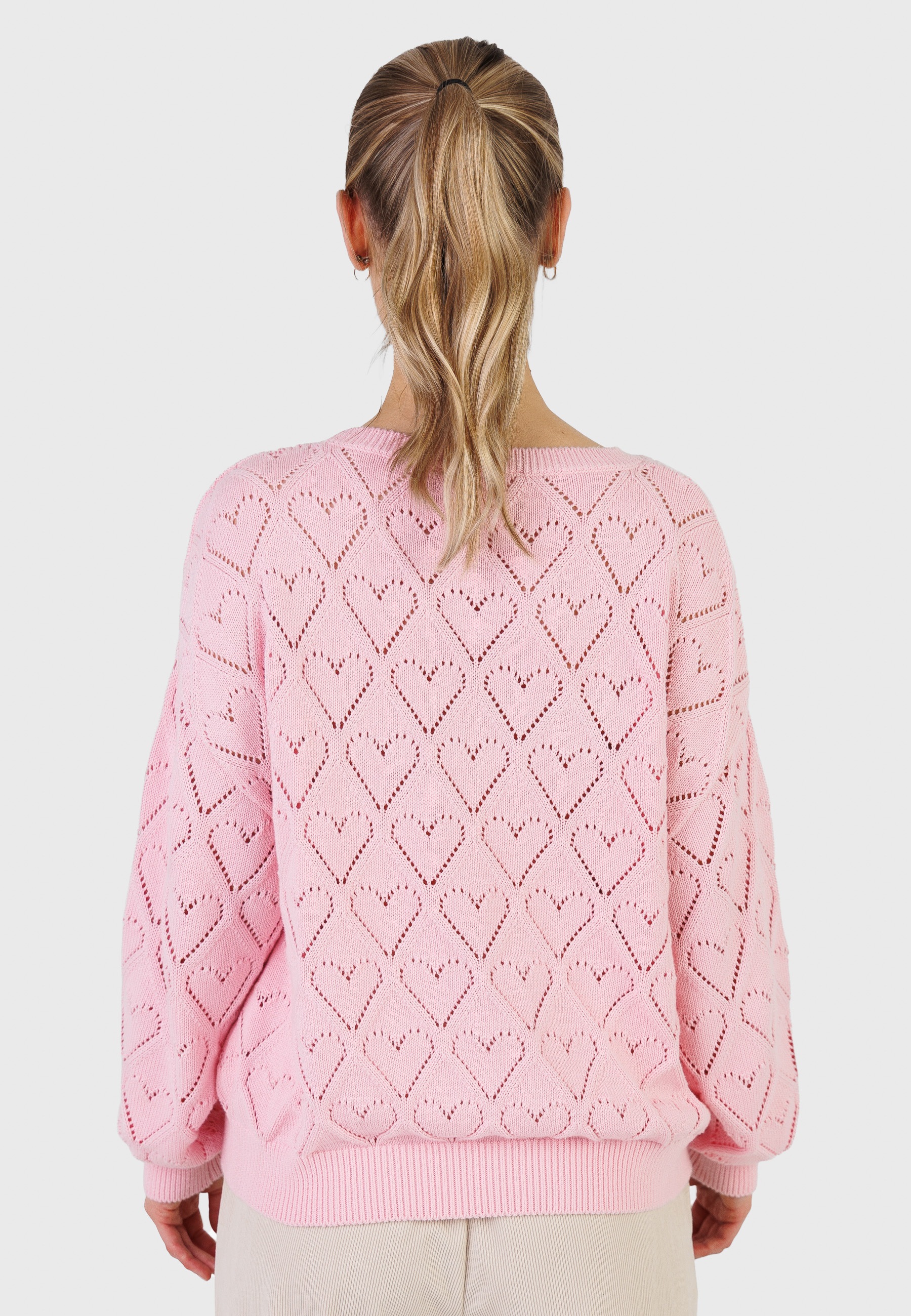 Kleinigkeit Sweater »Kleinigkeit Love is all around Crewneck«
