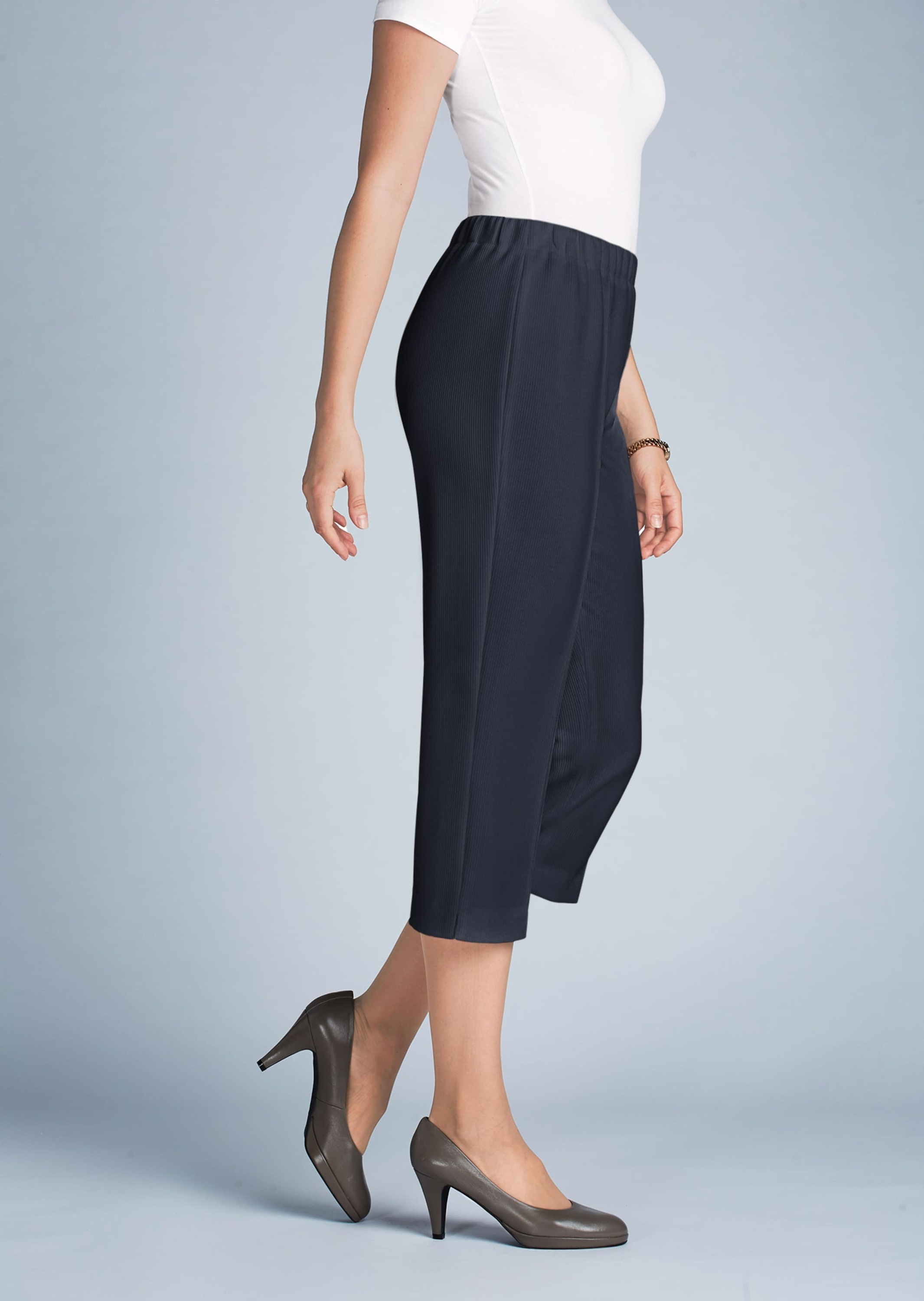 Caprihose GOLDNER "Kurzgröße Trageangenehme 7/8-Rippenhose", Damen, Gr. 21, K-Gr, blau (dunkelblau), Obermaterial: 100% Polyester COOLMAX PES(Coolmax)., Hosen Caprihose 2