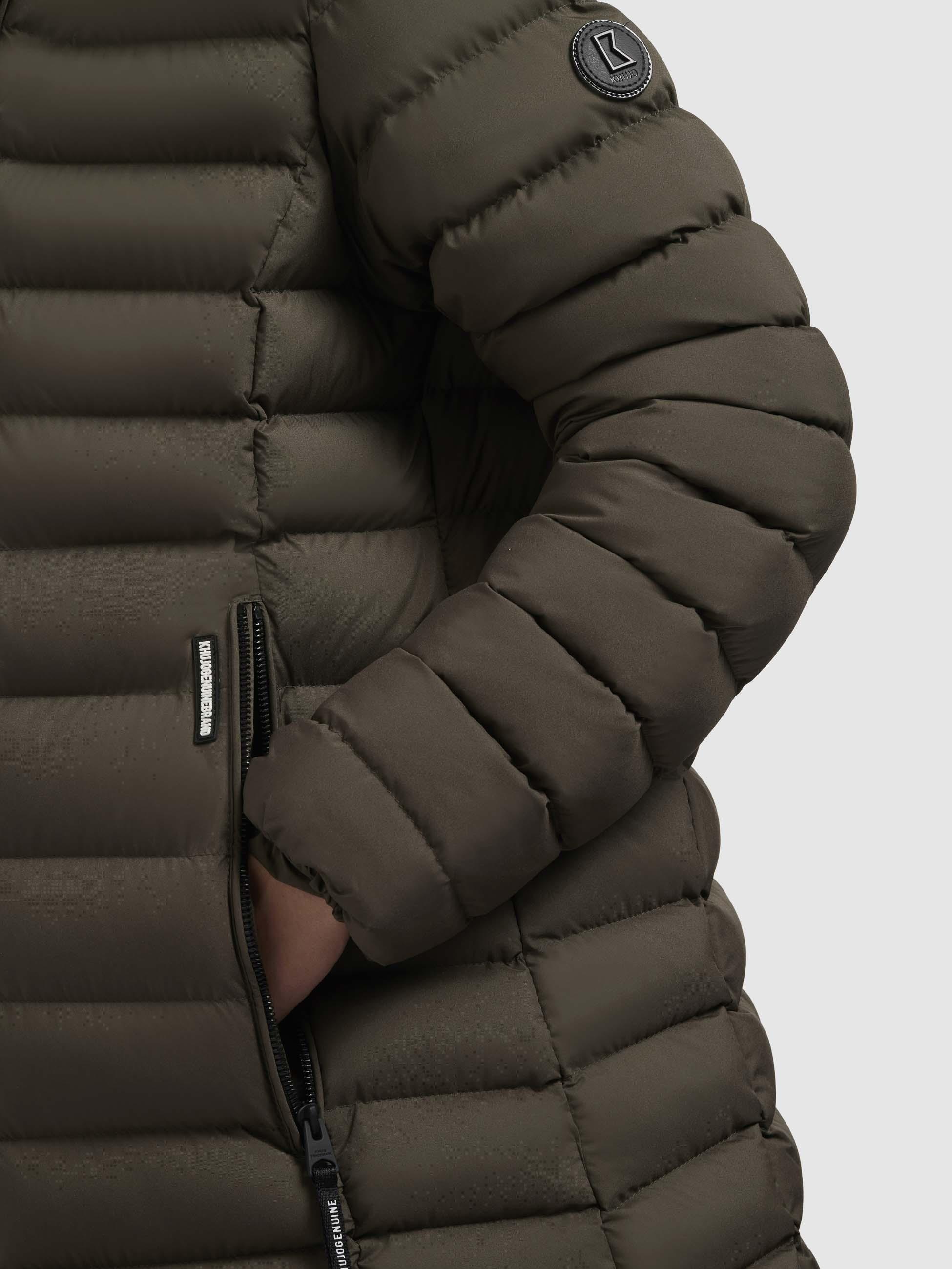 khujo Steppjacke »Imes-YM«, mit Kapuze, Steppmantel mit hohem Kragen und silbrig glänzendem Innenfutter