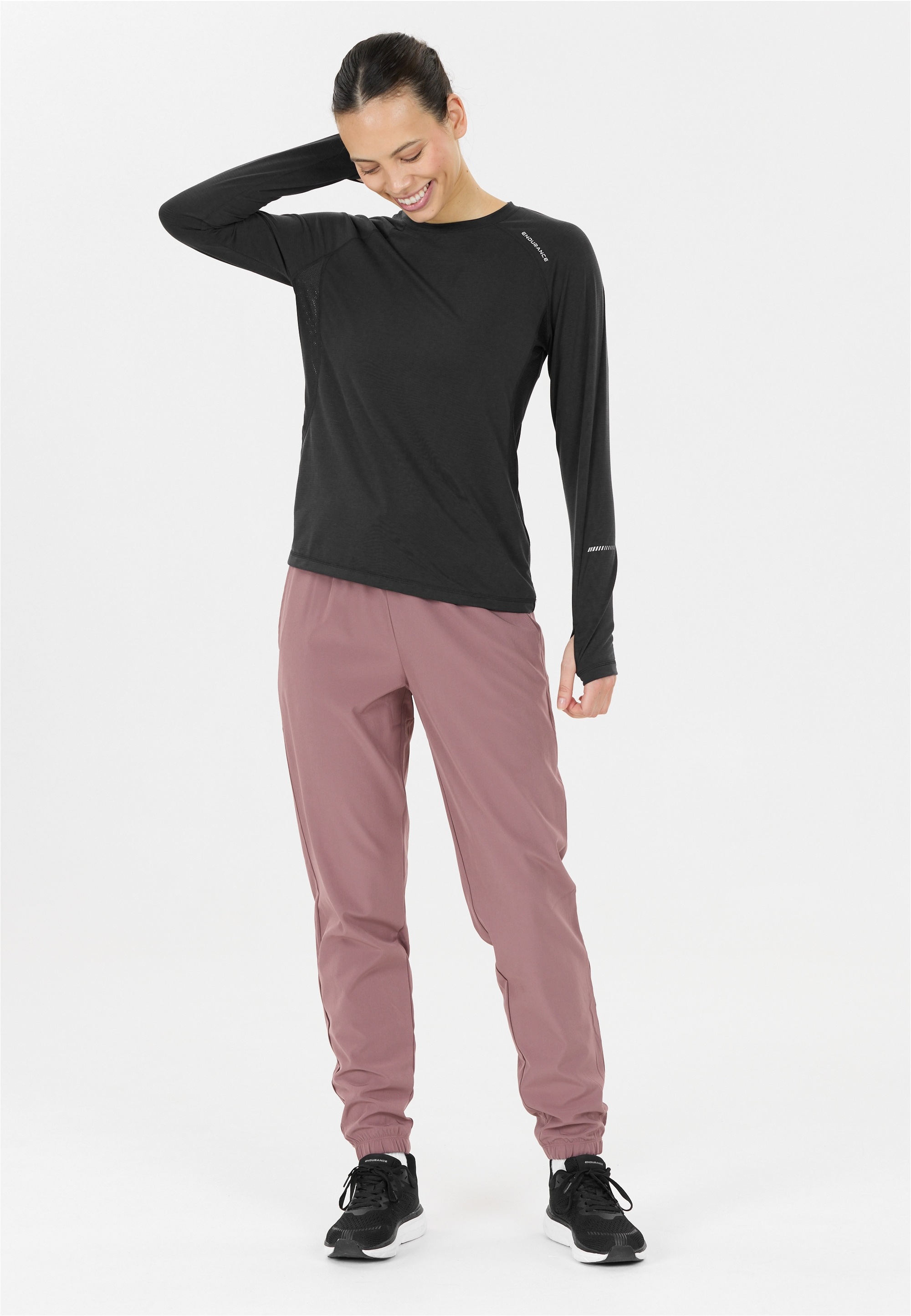 ENDURANCE Funktionsshirt "Joan" mit reflektierenden Details günstig online kaufen