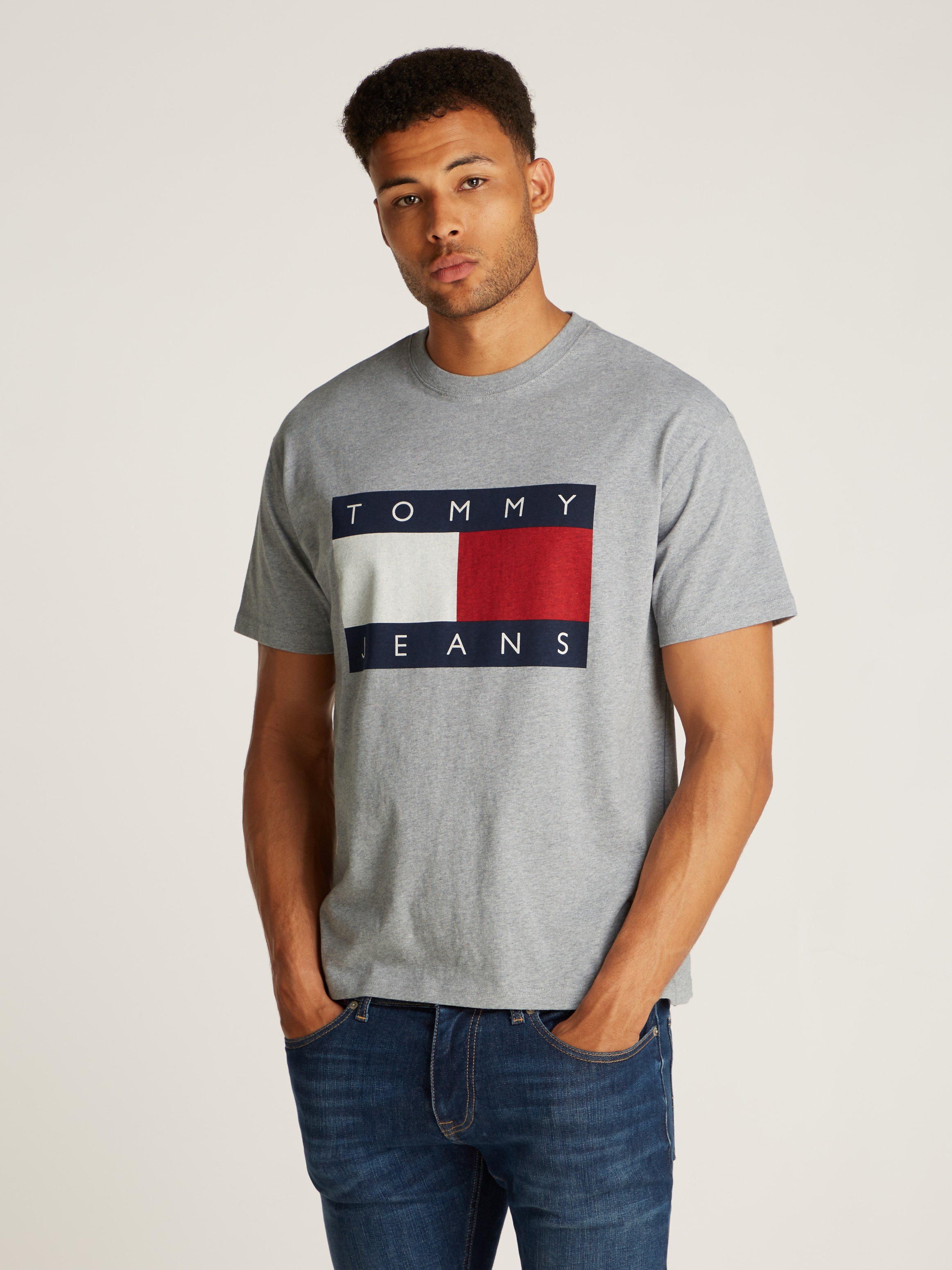 Tommy Jeans T-Shirt "TJM RLX MELANGE BIG FLAG TEE", mit großem Logo günstig online kaufen