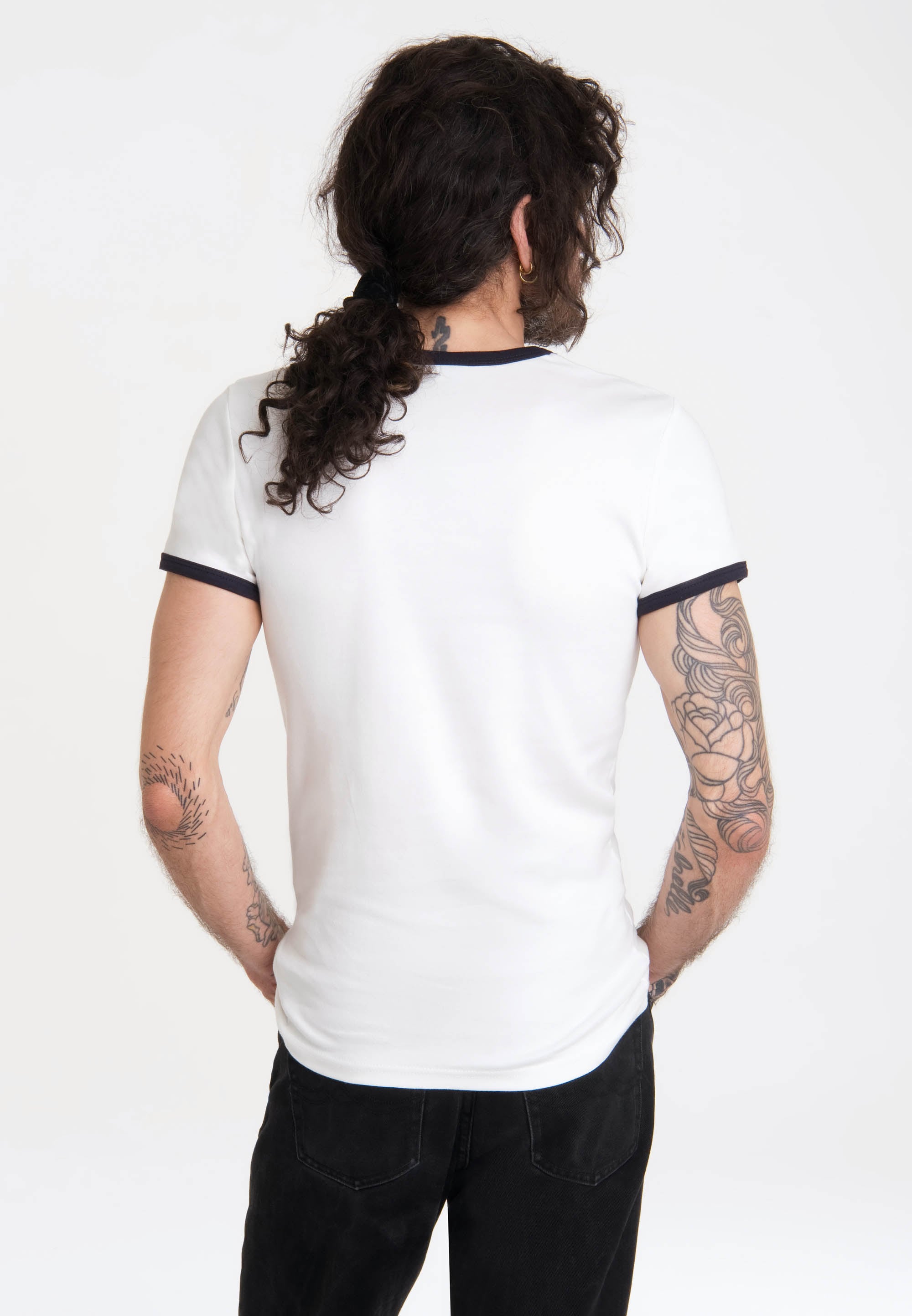LOGOSHIRT T-Shirt »Lucky Luke«, mit farblich abgesetzten Bündchen ▷  bestellen | BAUR | T-Shirts