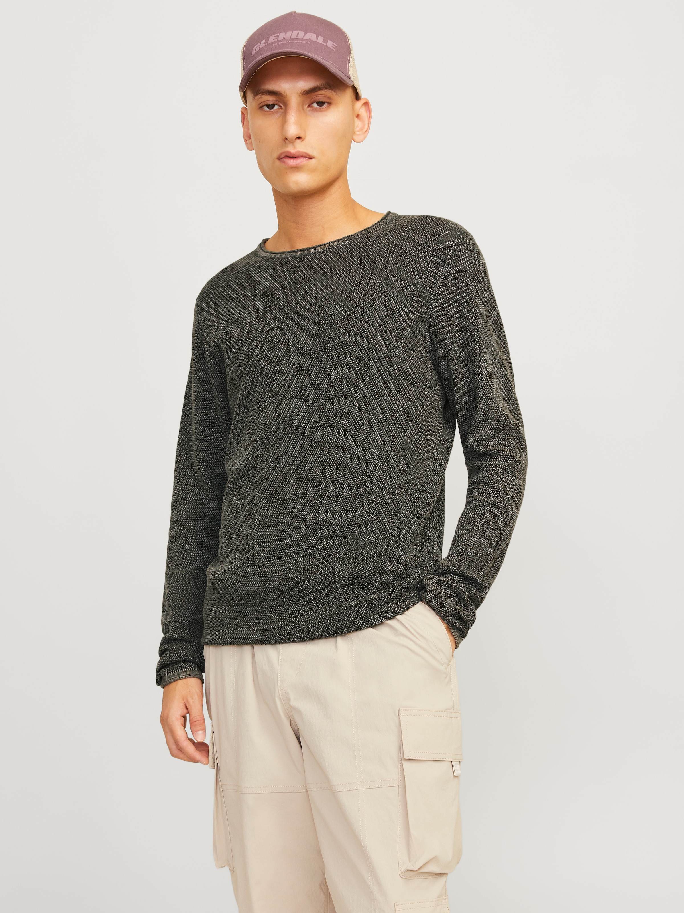 Jack & Jones Rundhalspullover "JJDEAN KNIT CREW NECK AW24", in gewaschener Optik