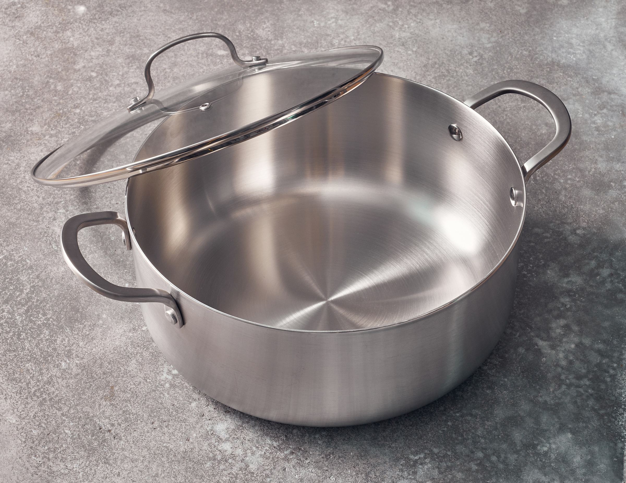 RESTO Kitchenware Kochtopf »CORVUS mit Glasdeckel, TRI-PLY- Aufbau – 3-lagige Konstruktion« 1 tlg. Aluminium | Edelstahl 18/10