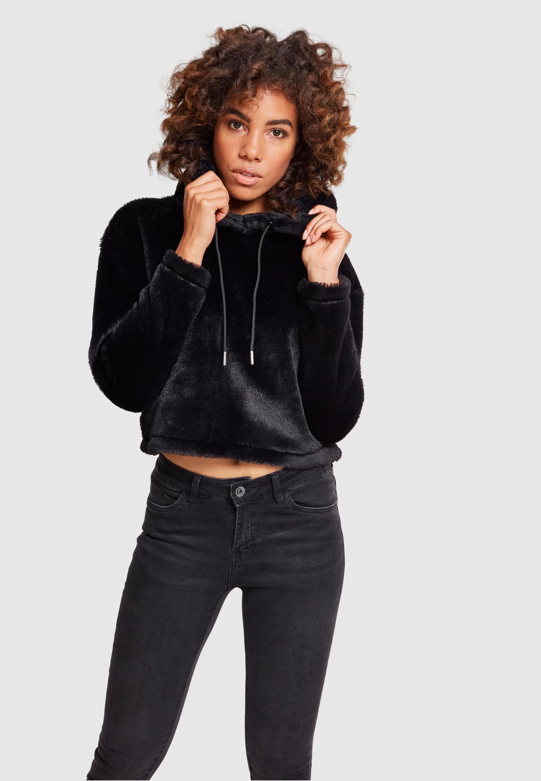 URBAN CLASSICS Rundhalspullover »Urban Classics Damen Ladies Oversize Short Teddy Hoody«, (1 tlg.)