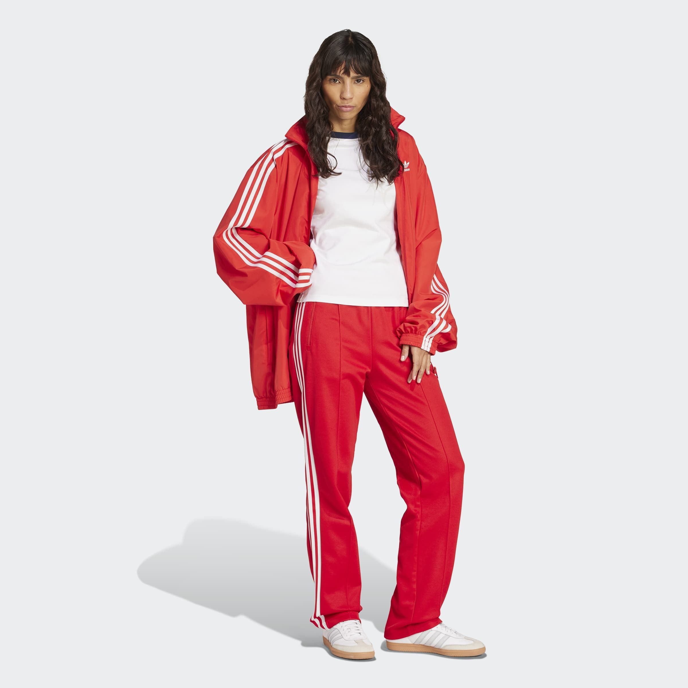 adidas Originals Sporthose »BECKENBAUER TP«, (1 tlg.), Retro Style, der gerade Schnitt mit schmal zulaufenden Bein