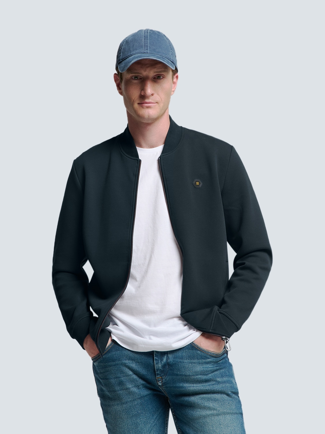 NO EXCESS Sweatjacke, mit Logostickerei