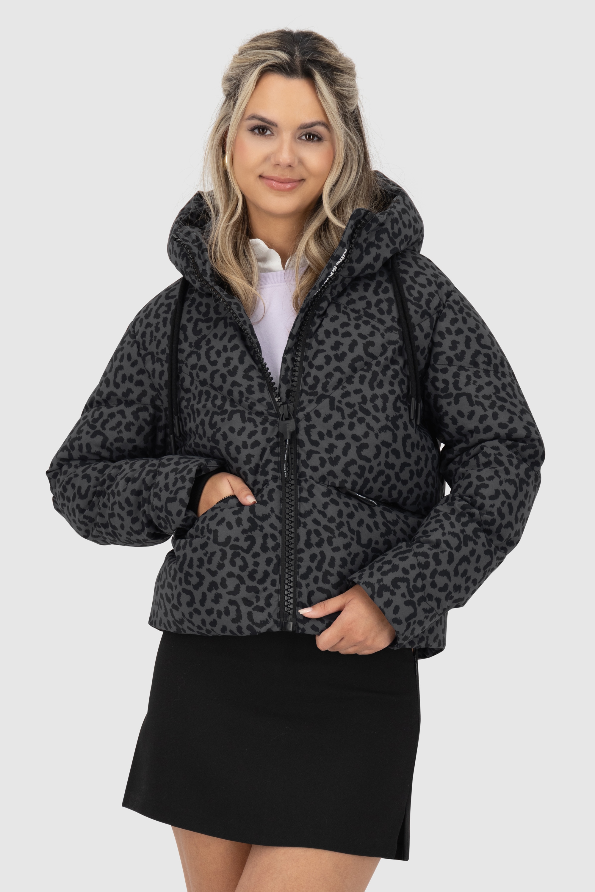 Alife & Kickin Winterjacke »Damen MurielAK B«, mit Kapuze, Kurze warme moderne Jacke mit großer gefütterter Kapuze